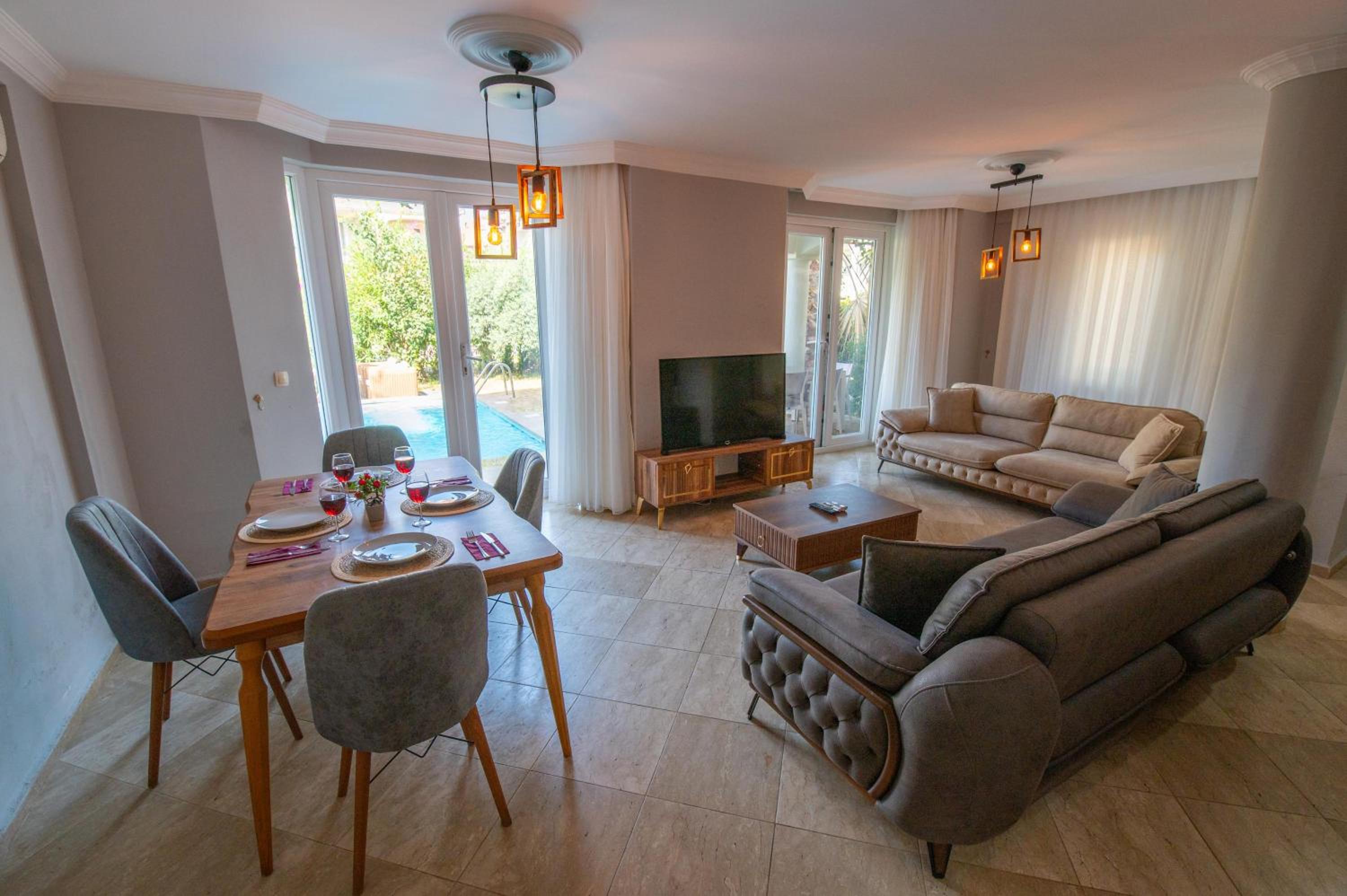 Sunset Beach Villas and Apartments - Image 158