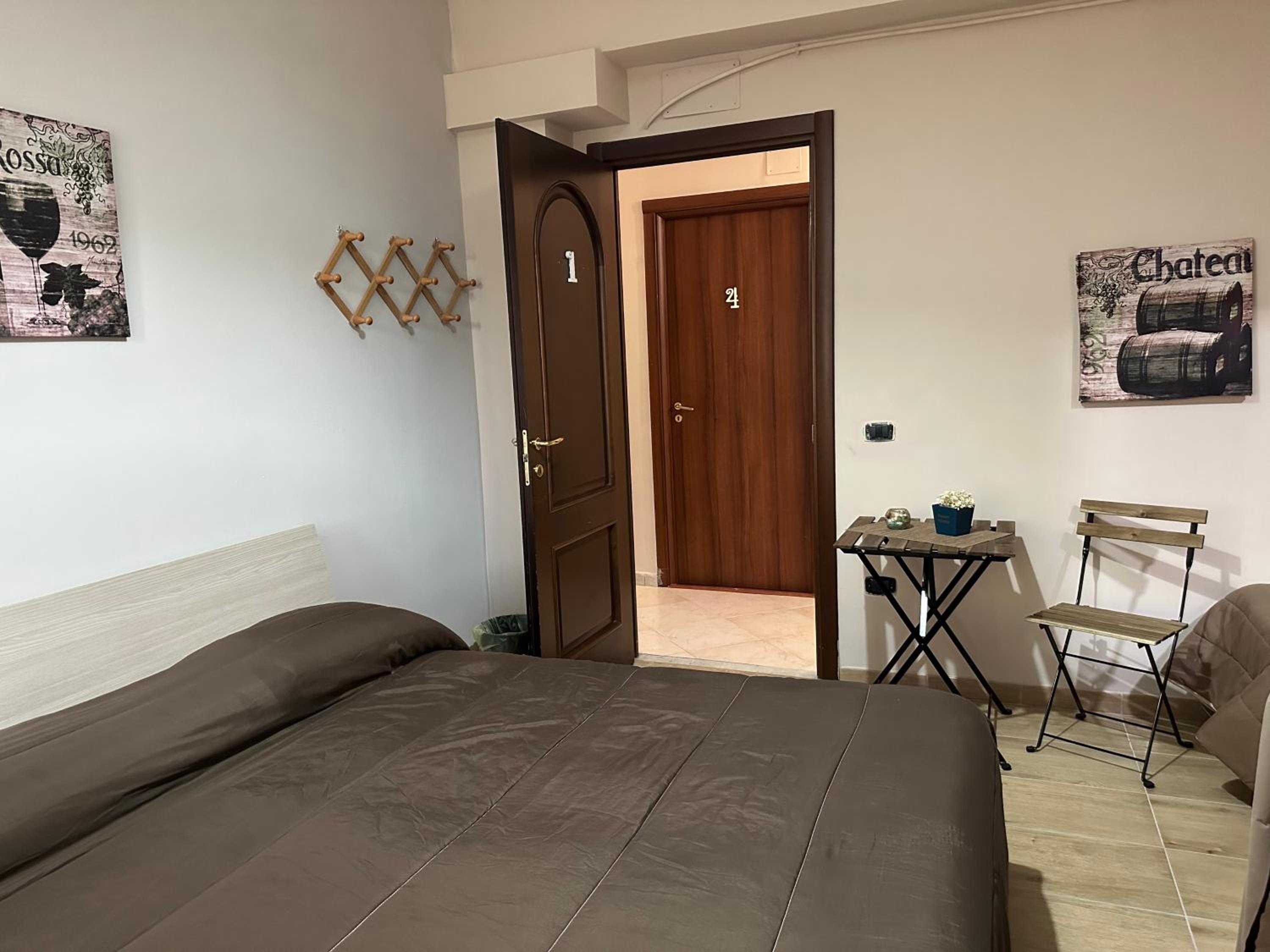 Photo 18