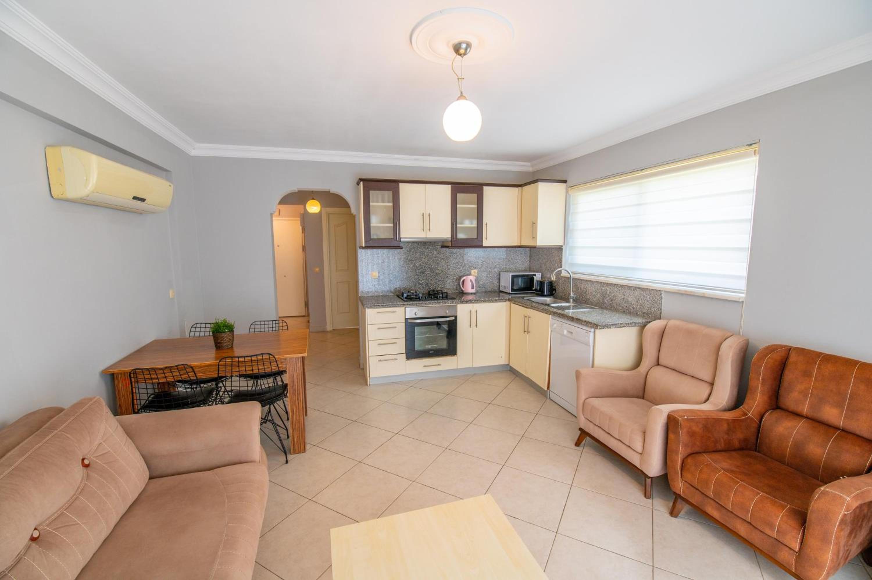 Sunset Beach Villas and Apartments - Image 183