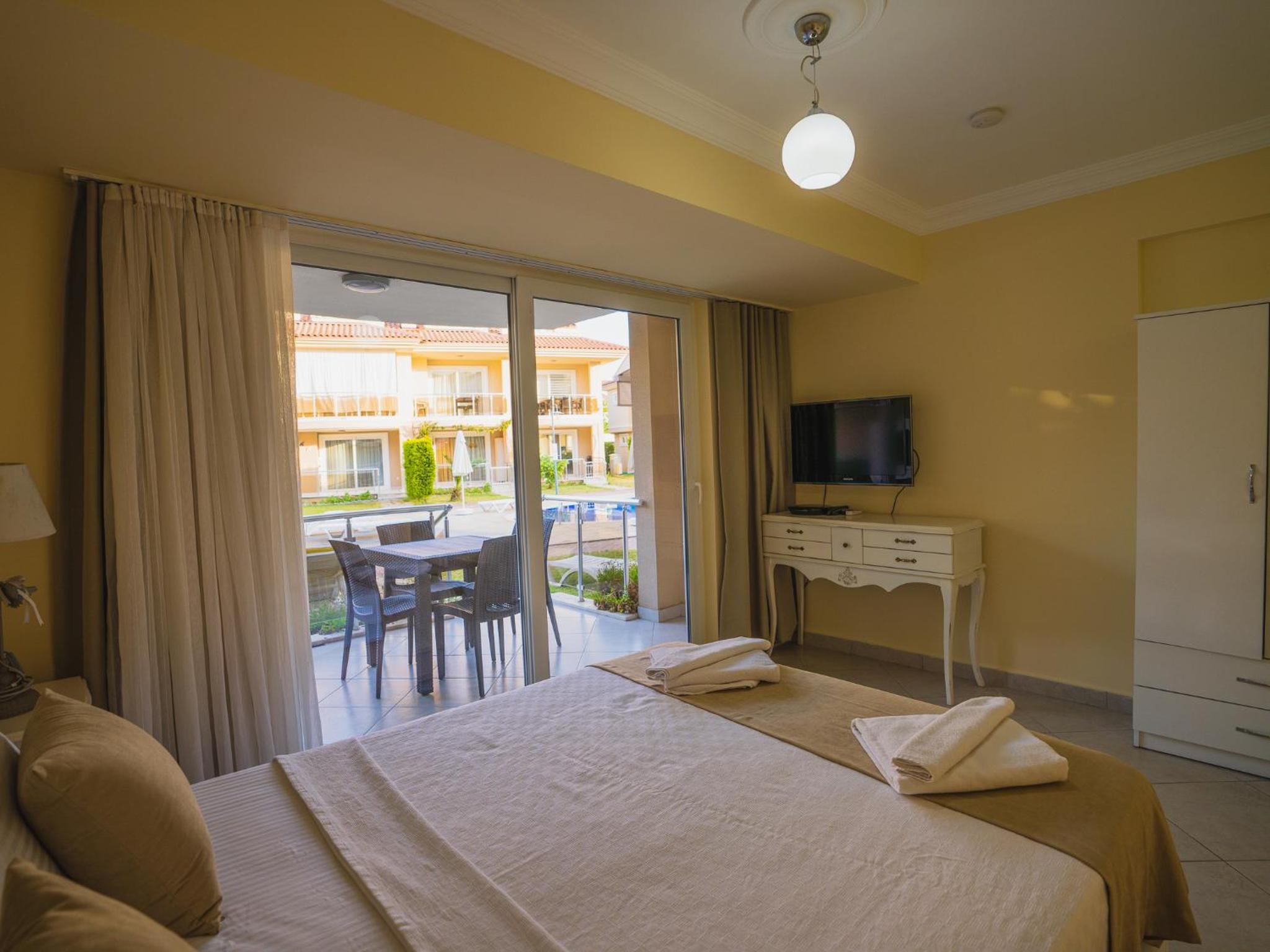 Sunset Beach Villas and Apartments - Image 54