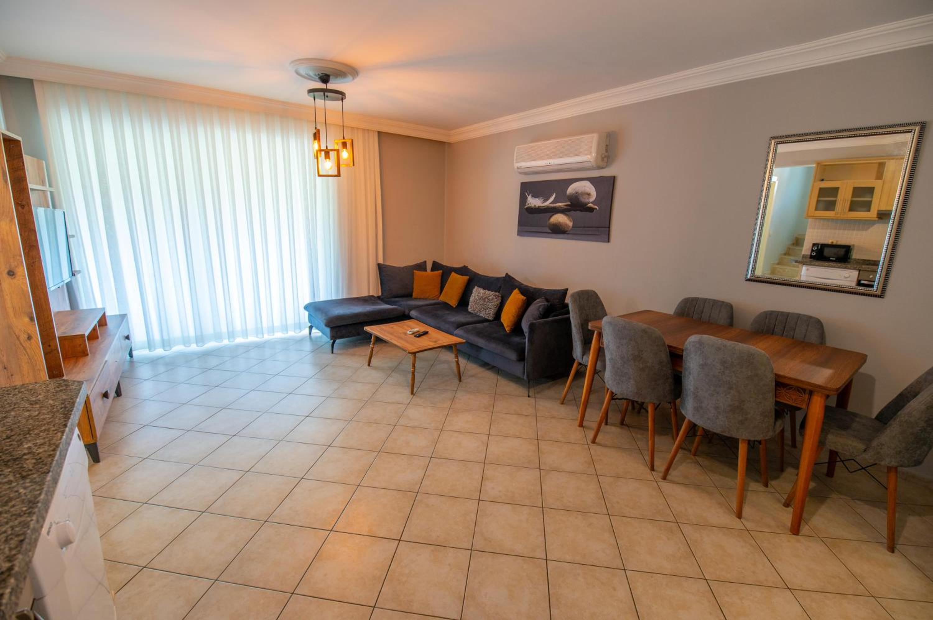 Sunset Beach Villas and Apartments - Image 34