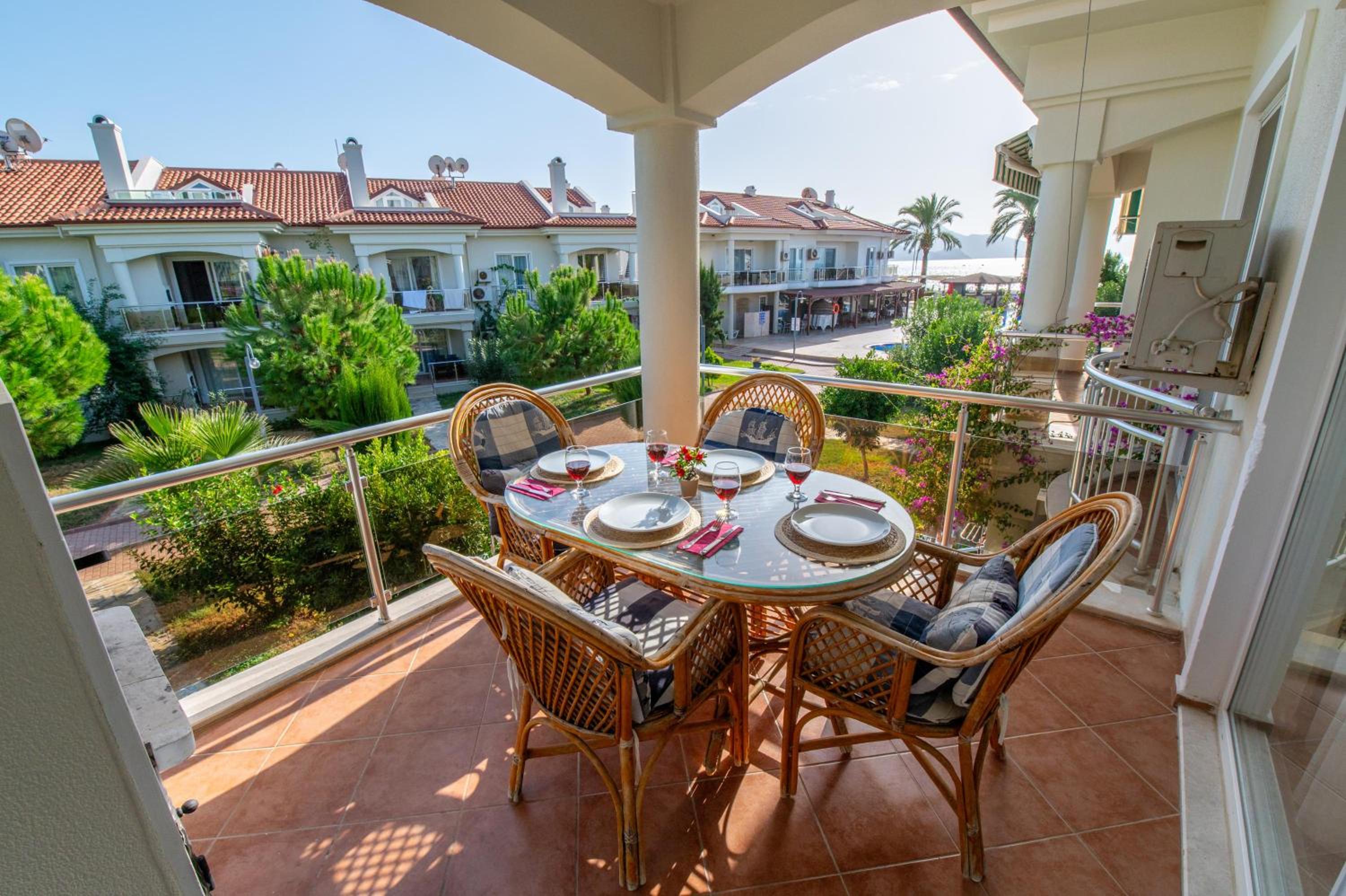 Sunset Beach Villas and Apartments - Image 14