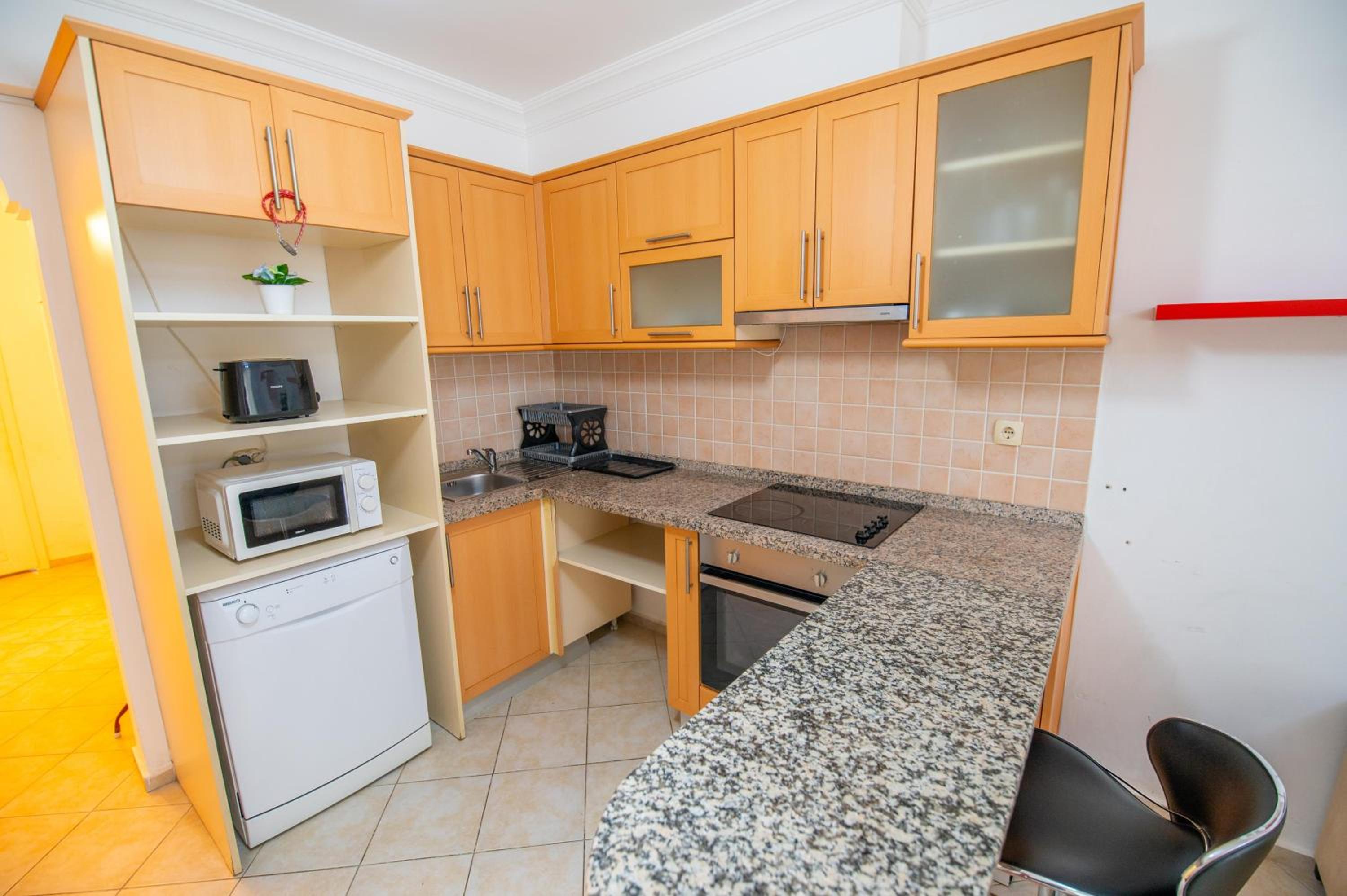 Sunset Beach Villas and Apartments - Image 187