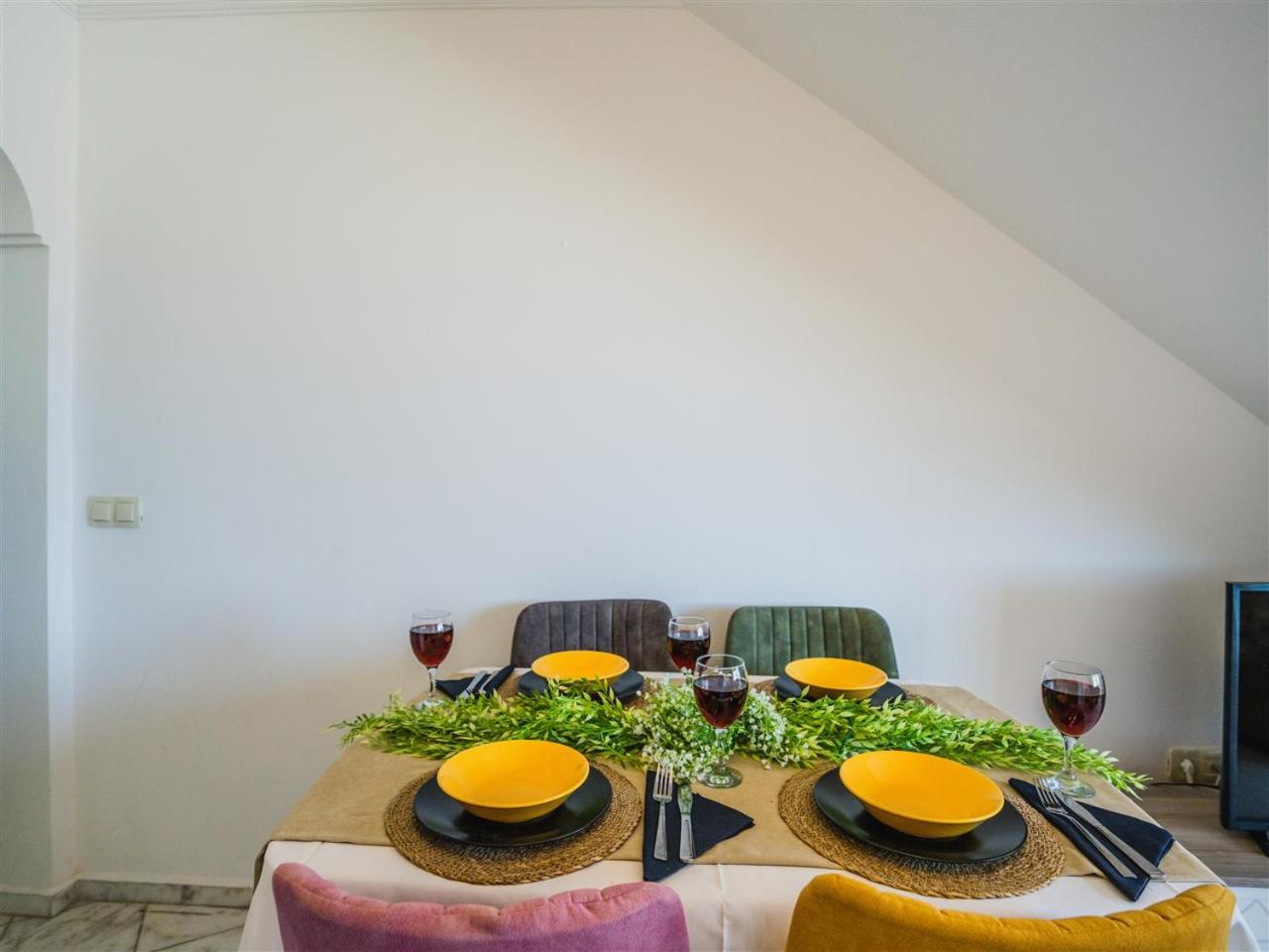 Sunset Beach Villas and Apartments - Image 179