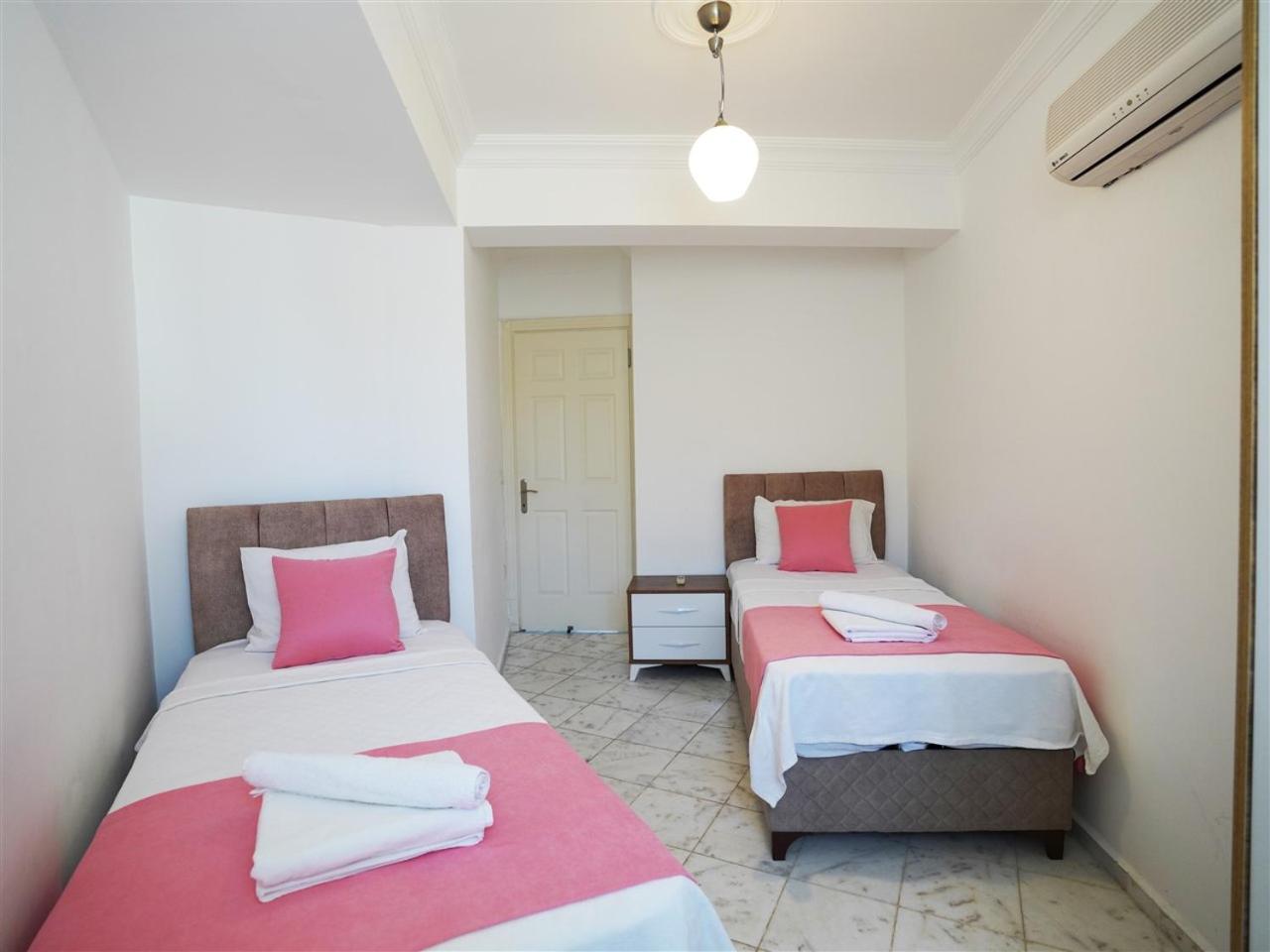 Sunset Beach Villas and Apartments - Image 217