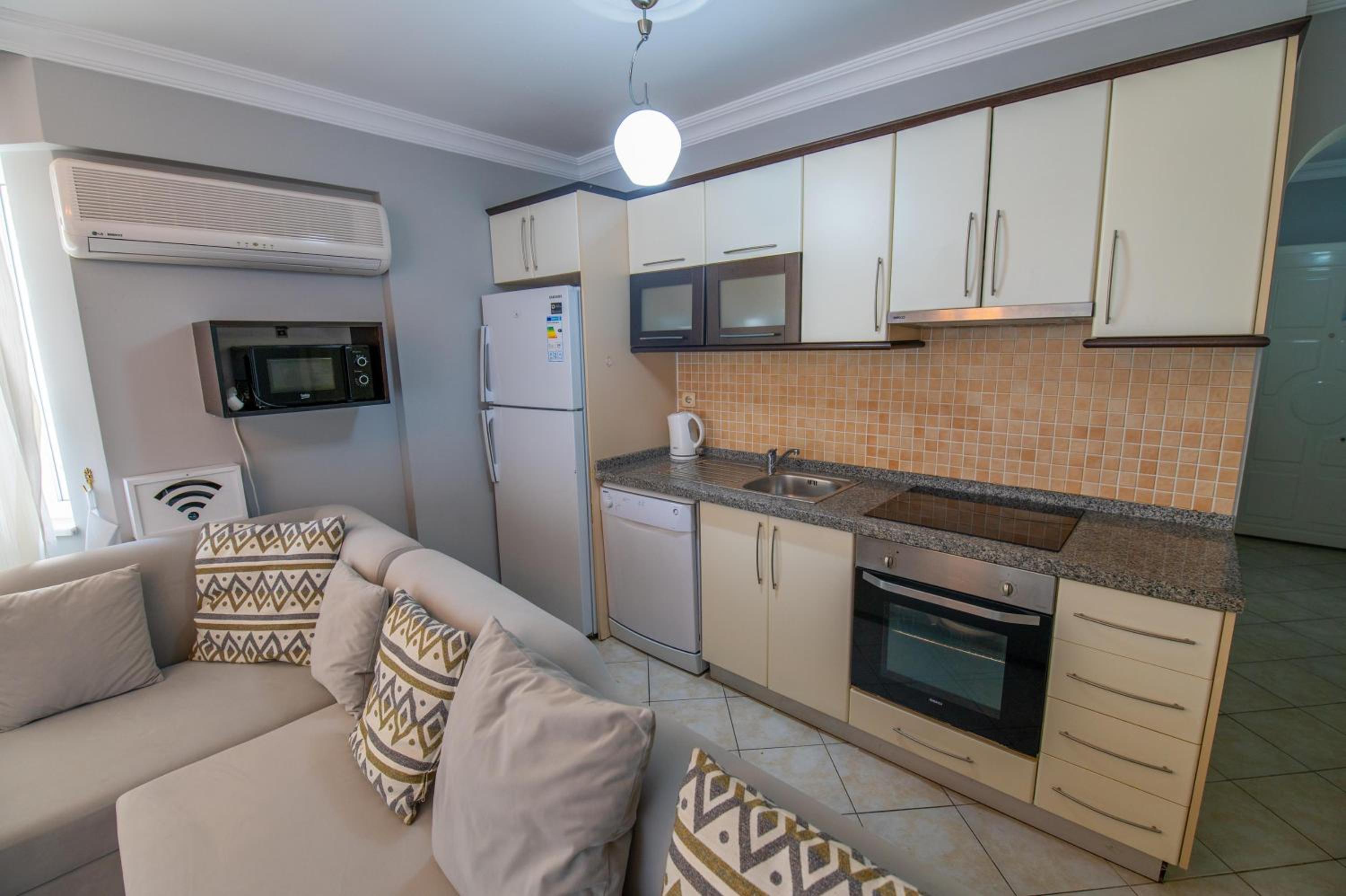 Sunset Beach Villas and Apartments - Image 163