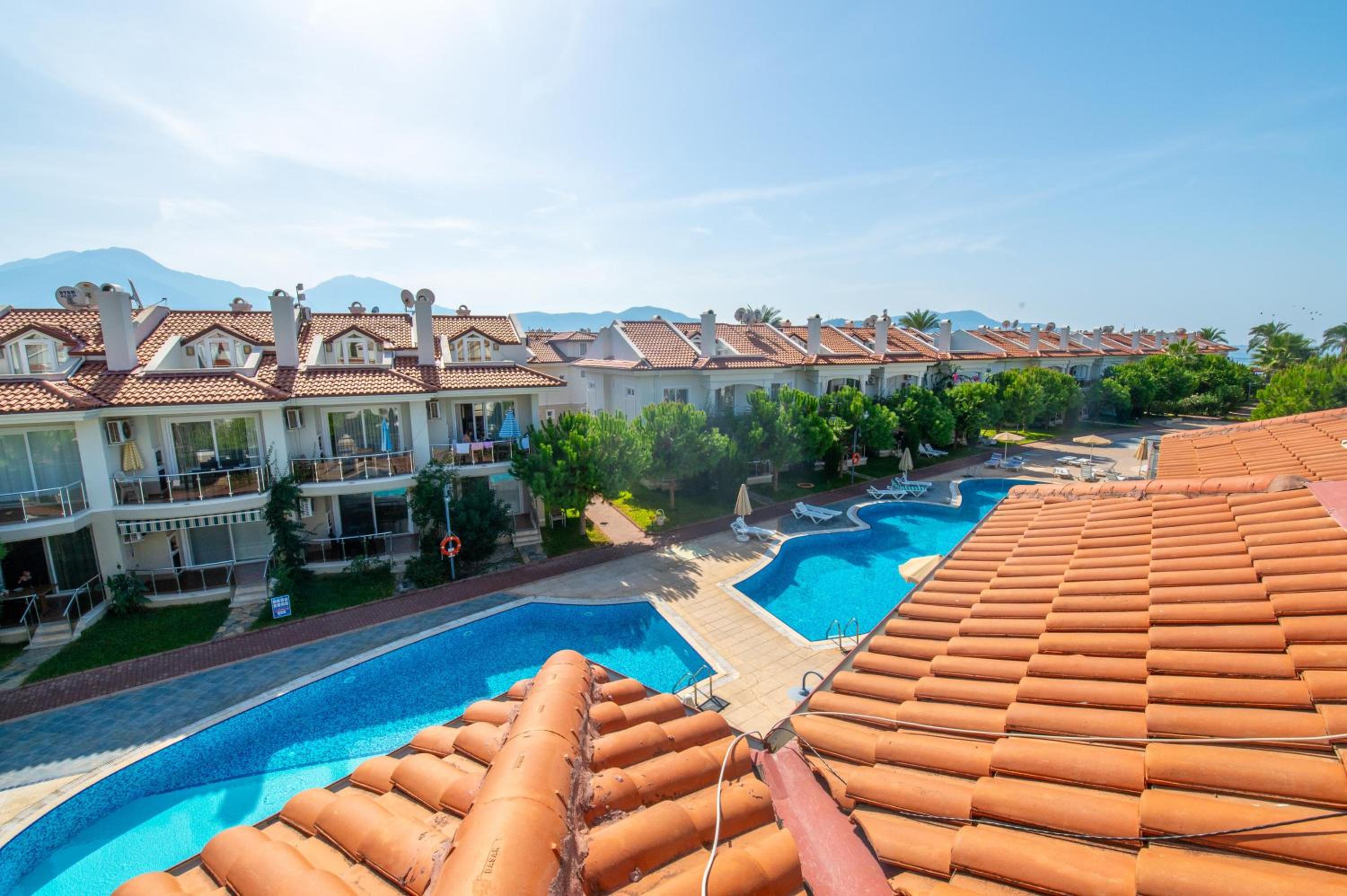 Sunset Beach Villas and Apartments - Image 252