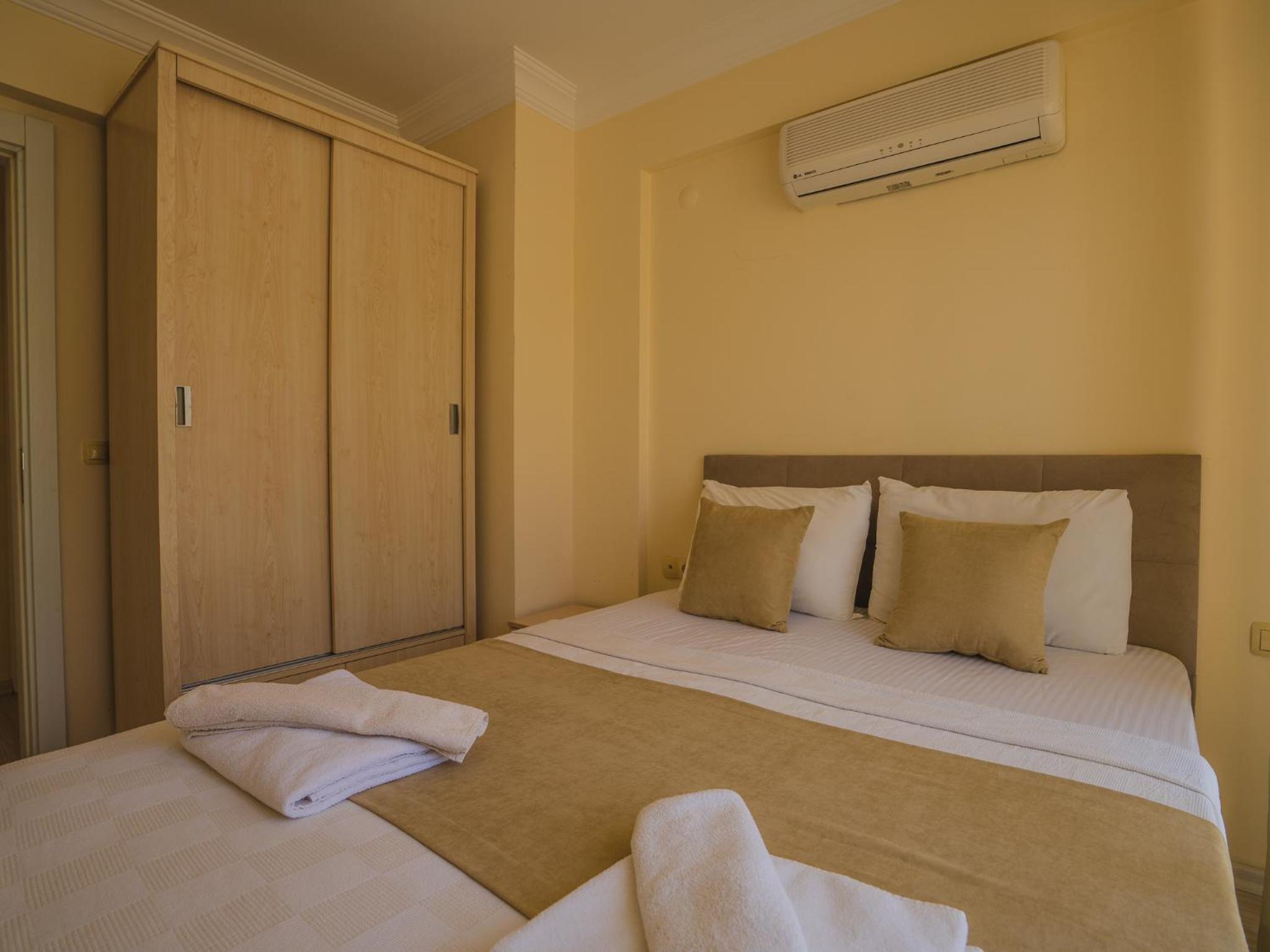 Sunset Beach Villas and Apartments - Image 87