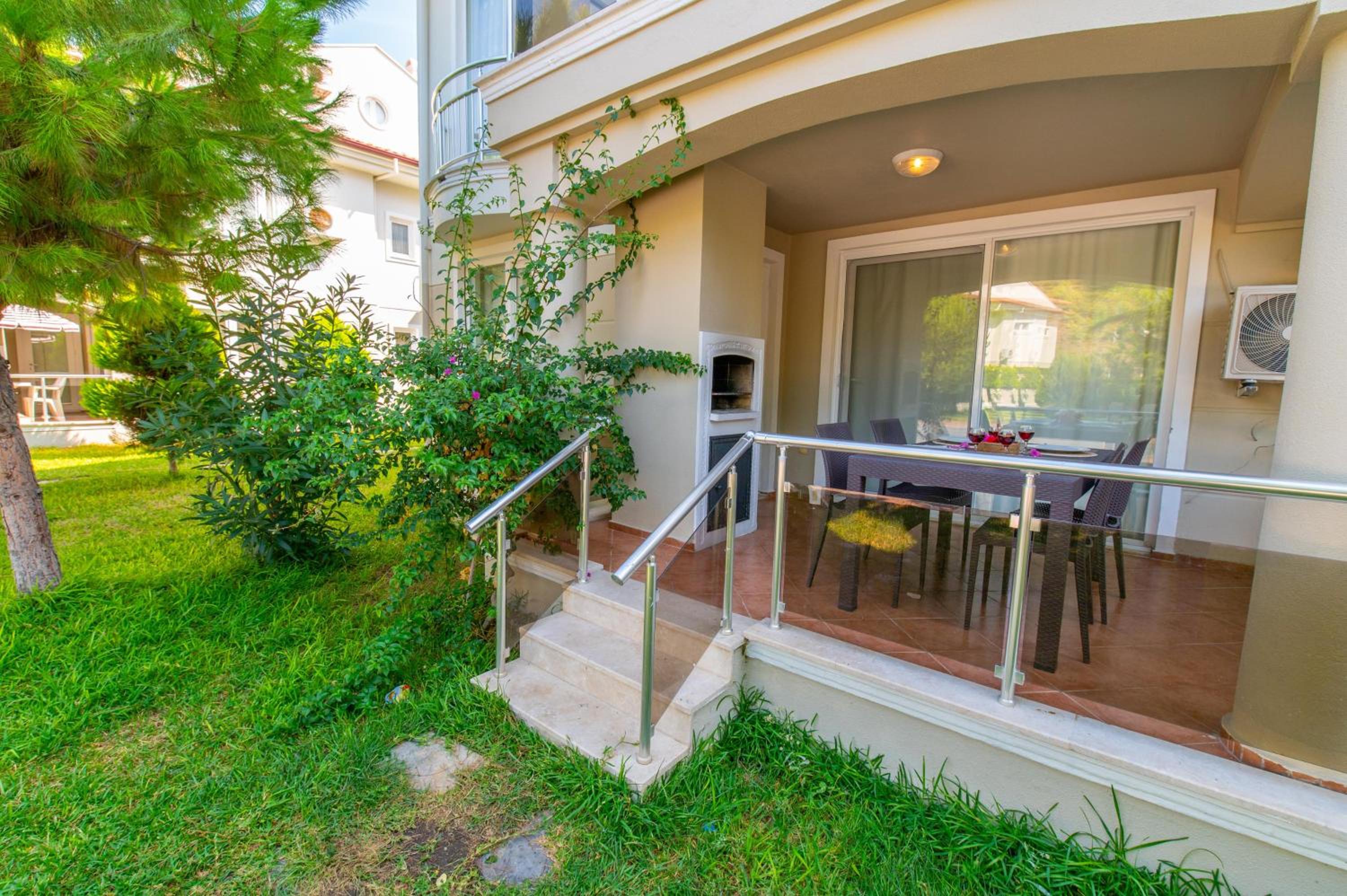 Sunset Beach Villas and Apartments - Image 108