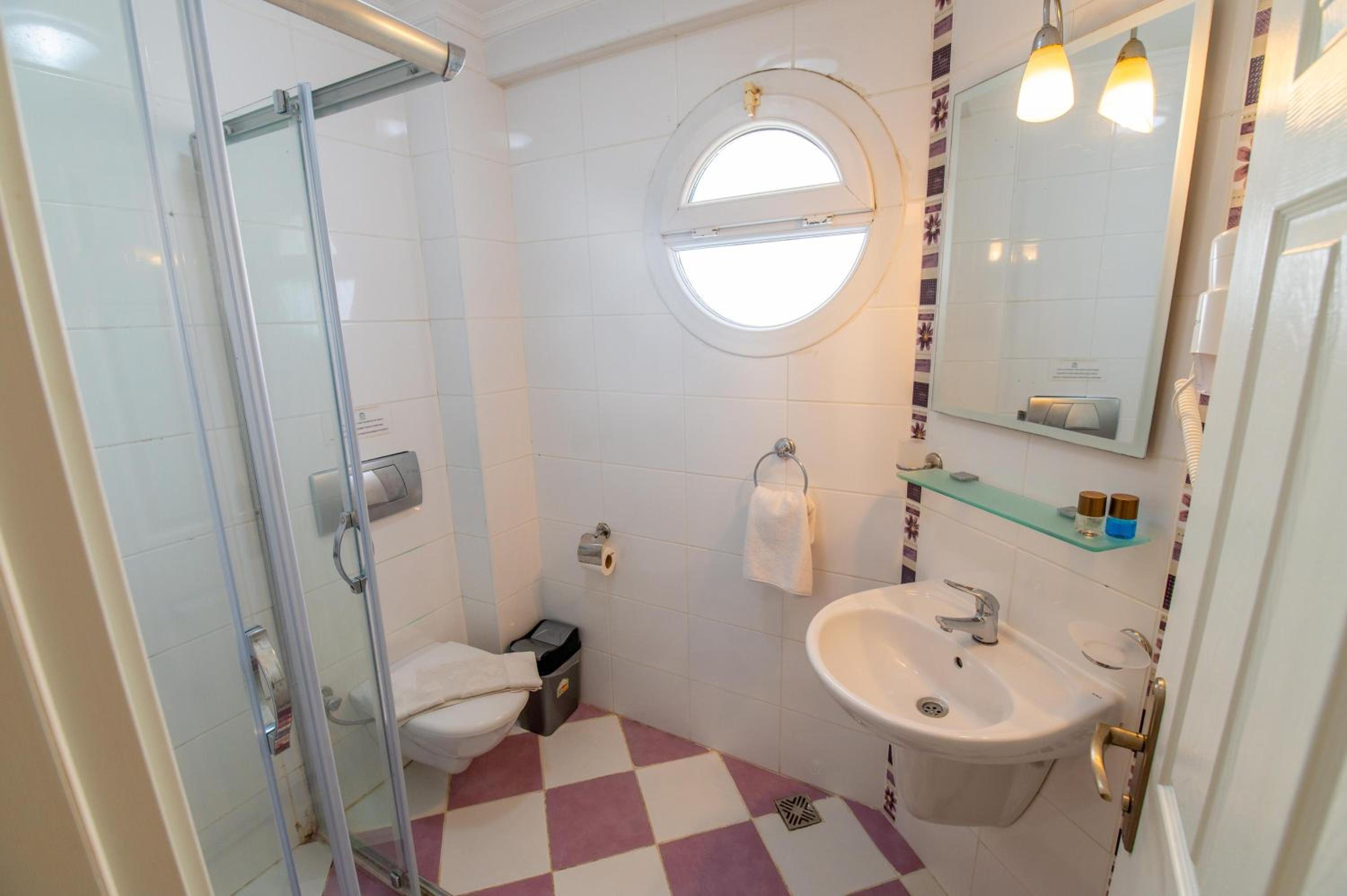 Sunset Beach Villas and Apartments - Image 223