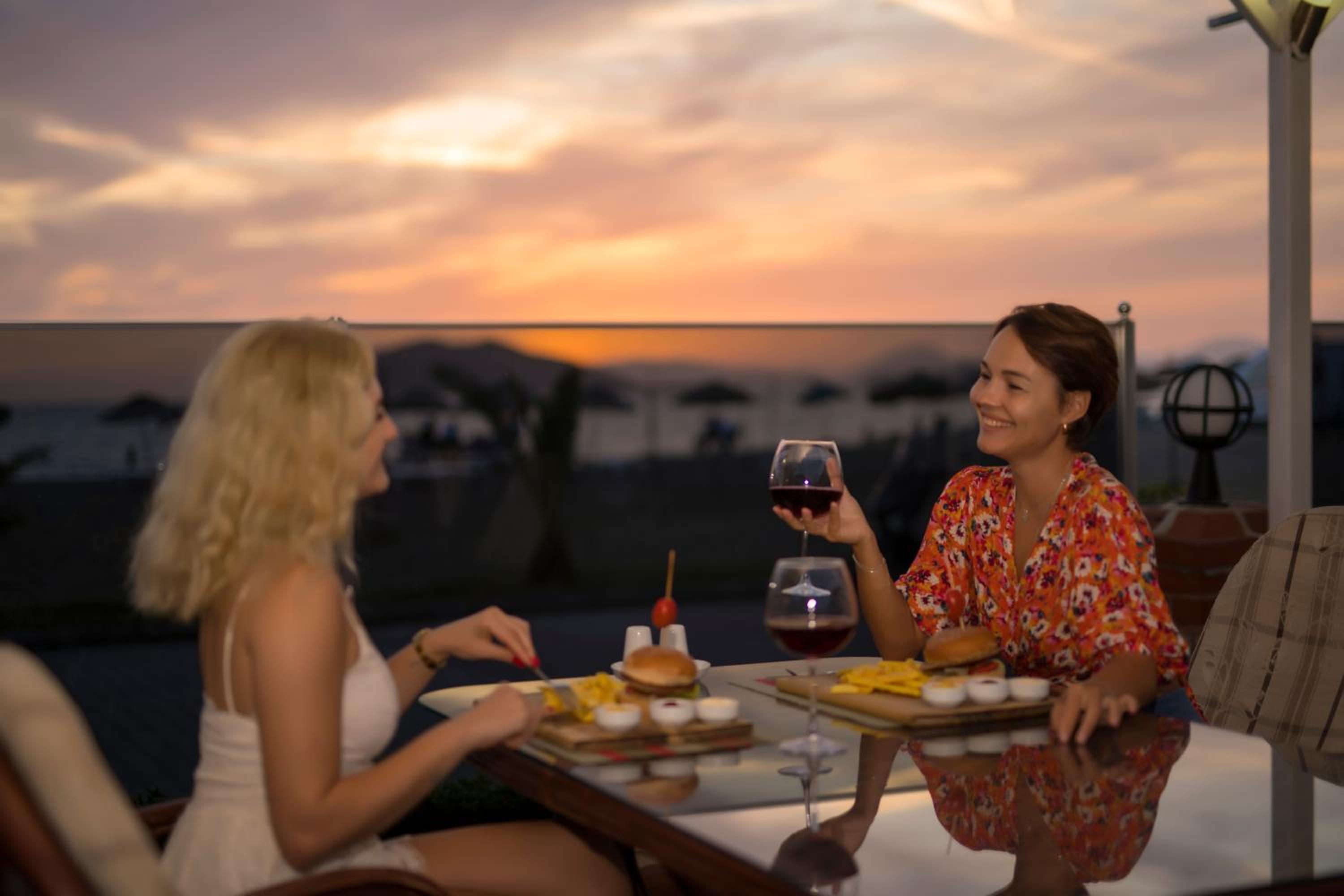 Sunset Beach Villas and Apartments - Image 244