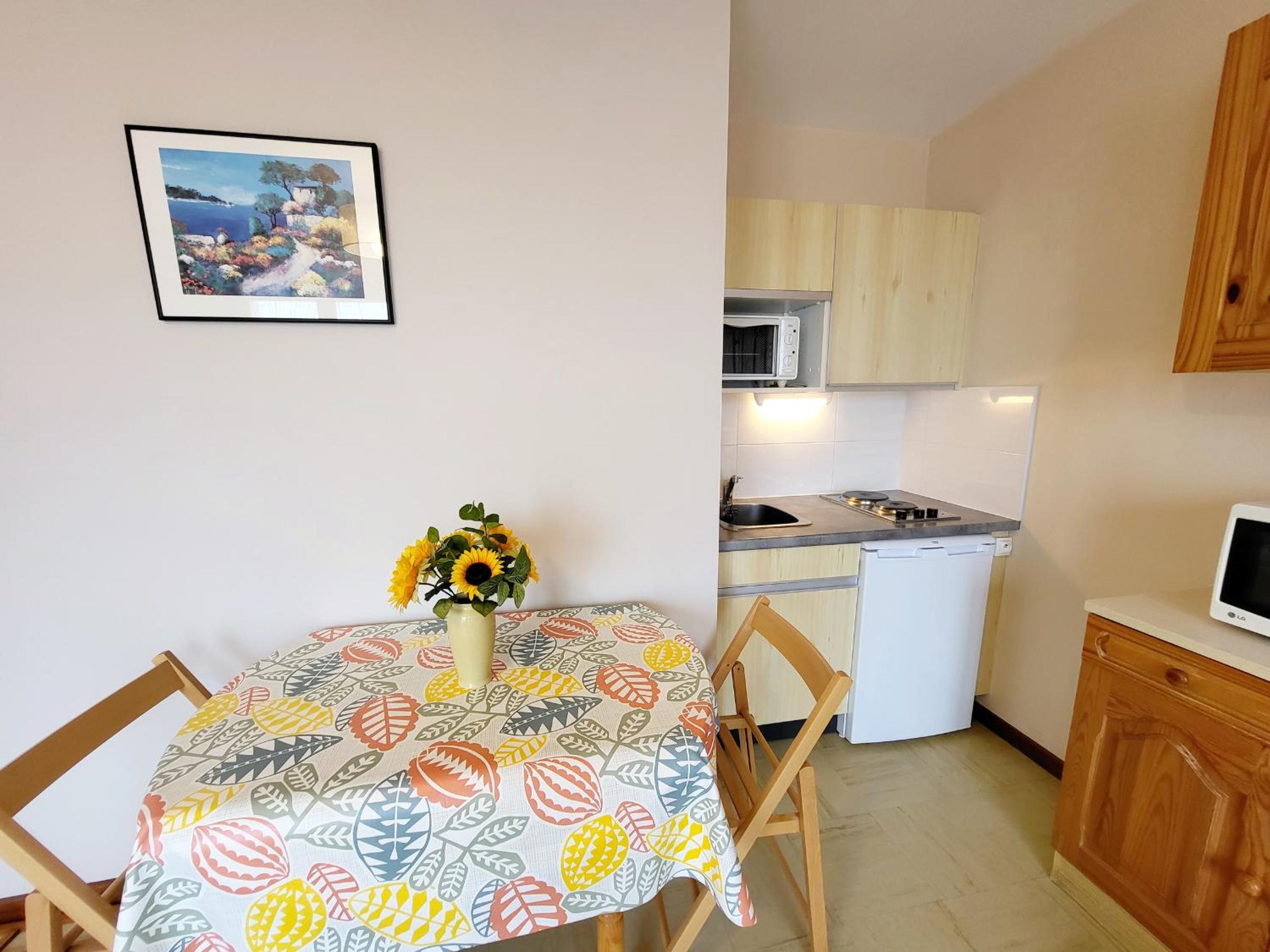Appartement Les Sables-d'Olonne, 1 pièce, 3 personnes - FR-1-92-597 view 3