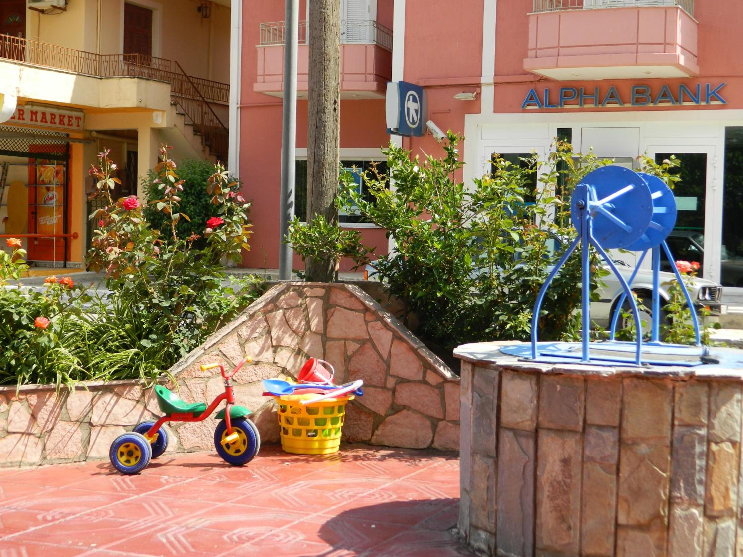 Anemos Studios & Apartments