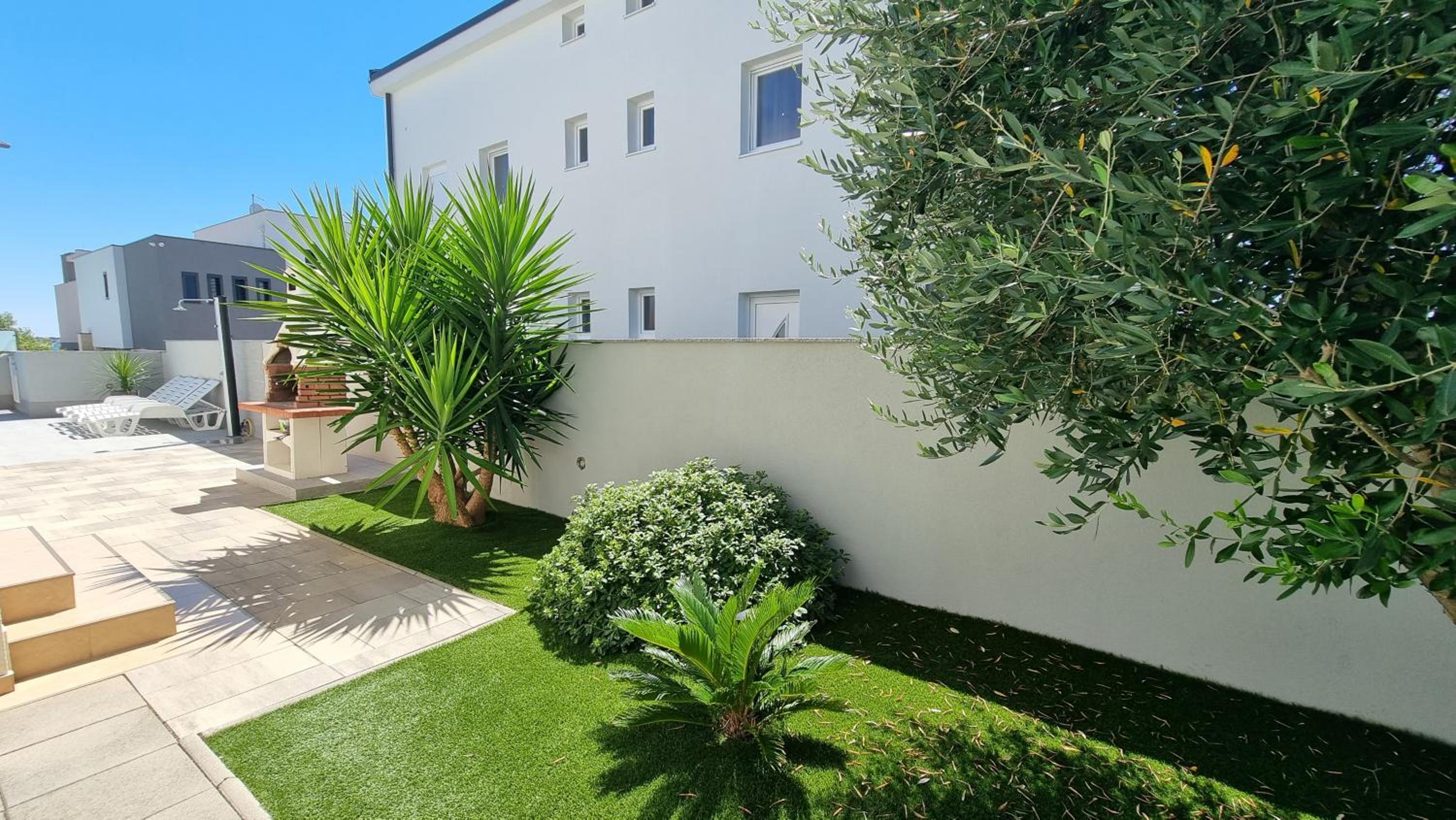 Apartments Le Mare - Pool, Sandstrand, Meerblick, W-Lan, Grill