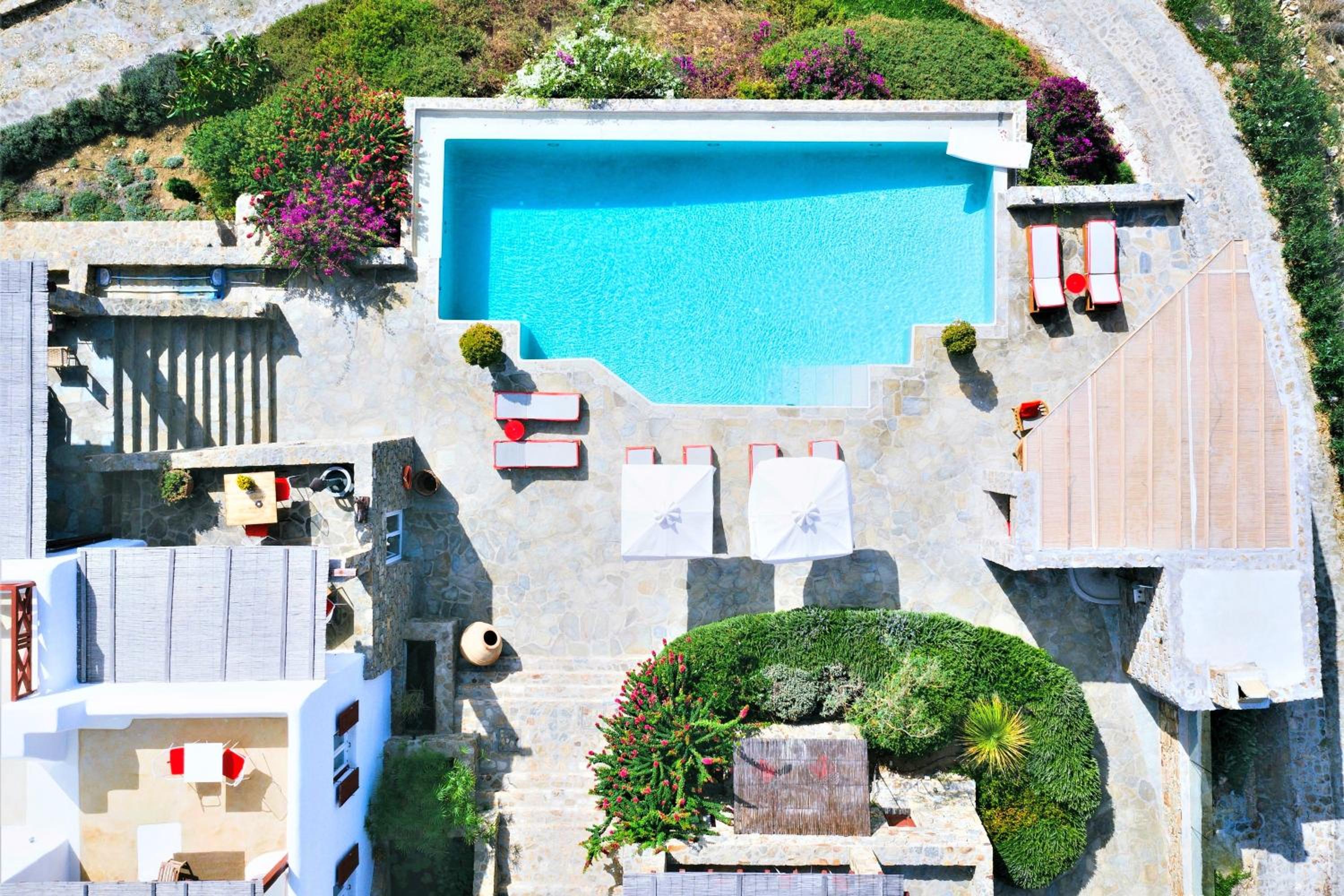 VILLA NAUTILIA - Luxury Villa with staff