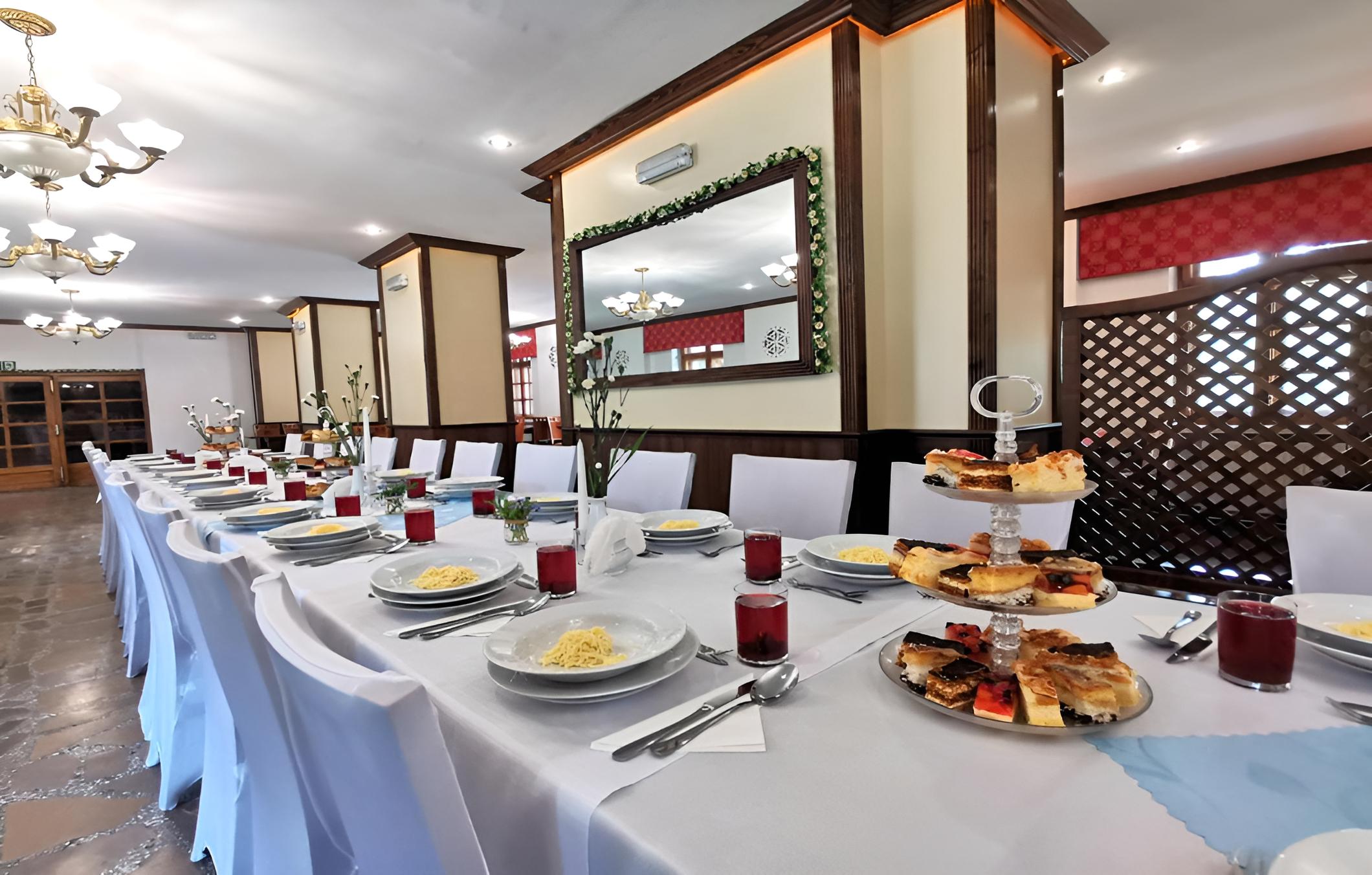 restaurant