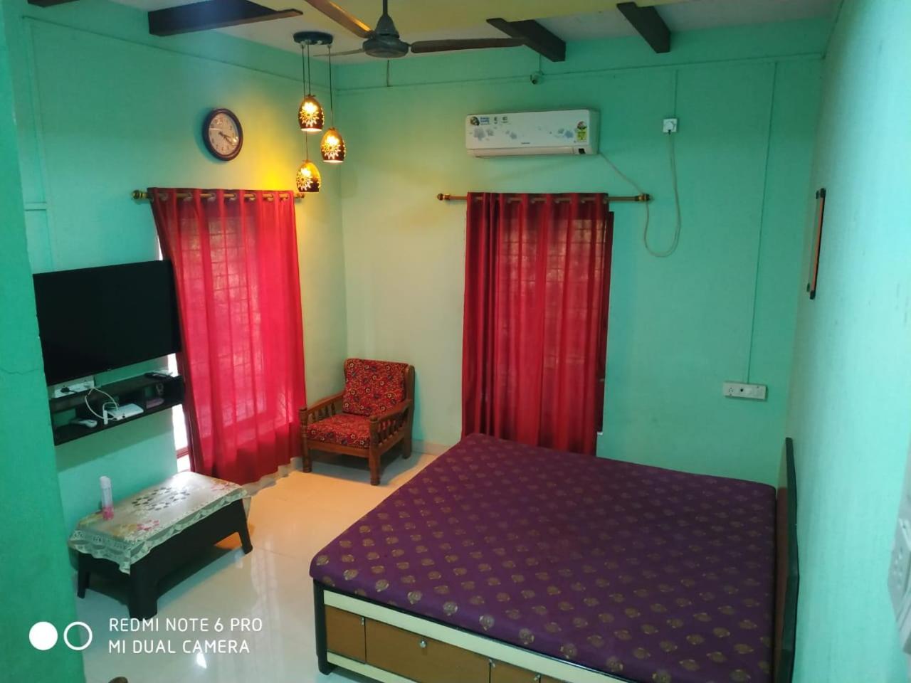 Krushna Kunj Holiday Home