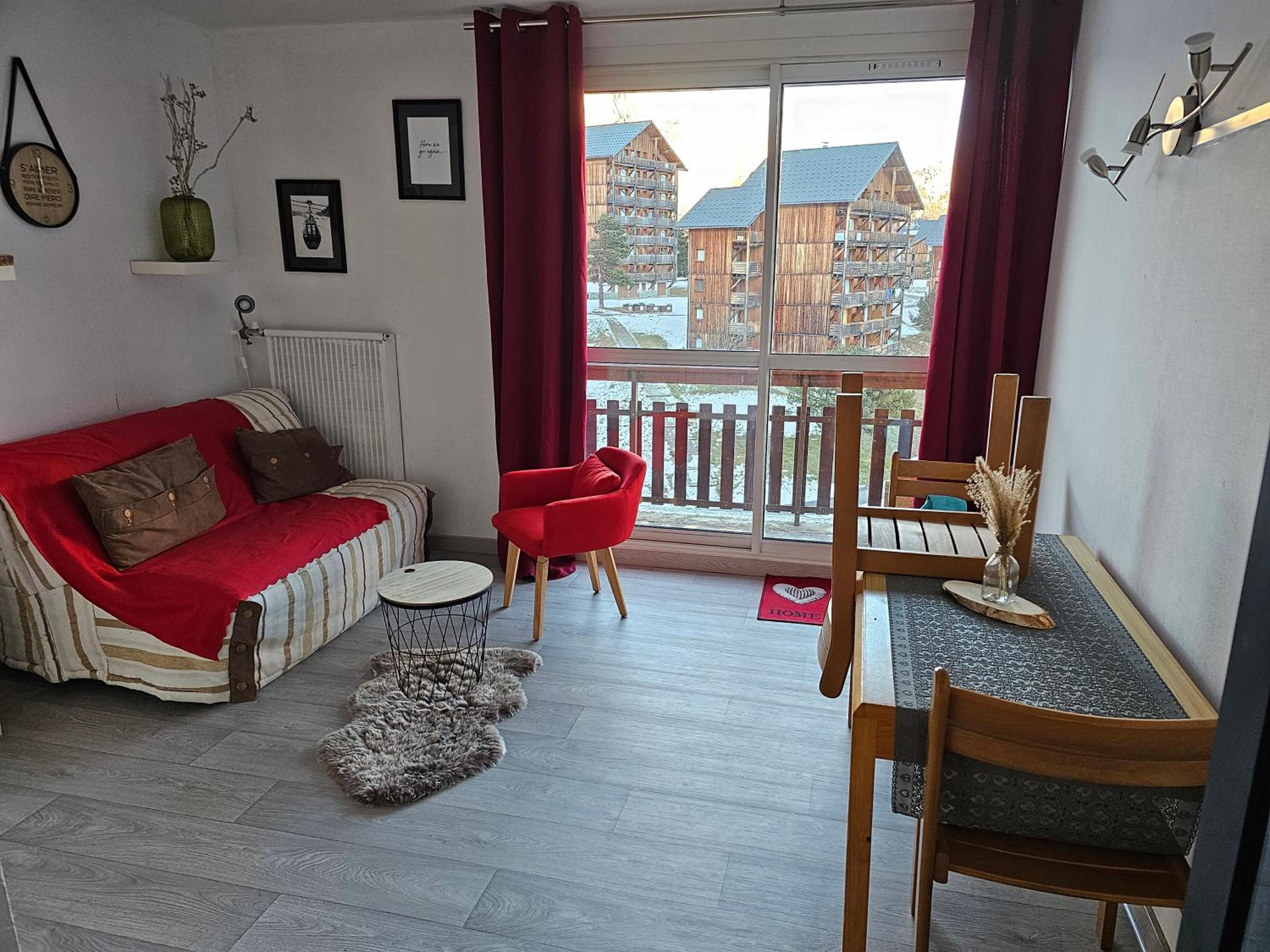Residence bois d'aurouze superdevoluy pied des pistes 6 couchages