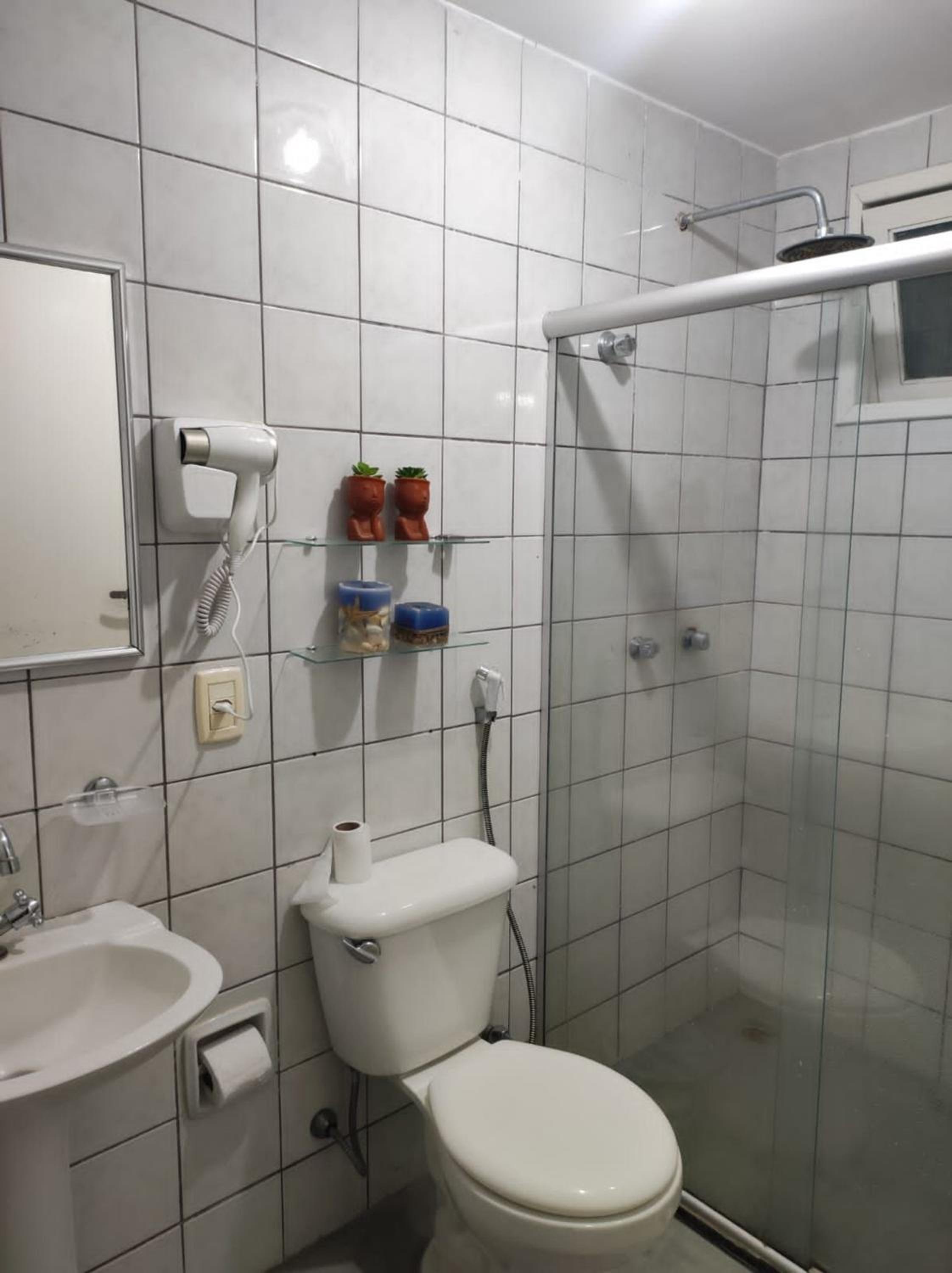 PRAIA DE TAPERAPUA - Flat em Condominio a 300 metros da praia