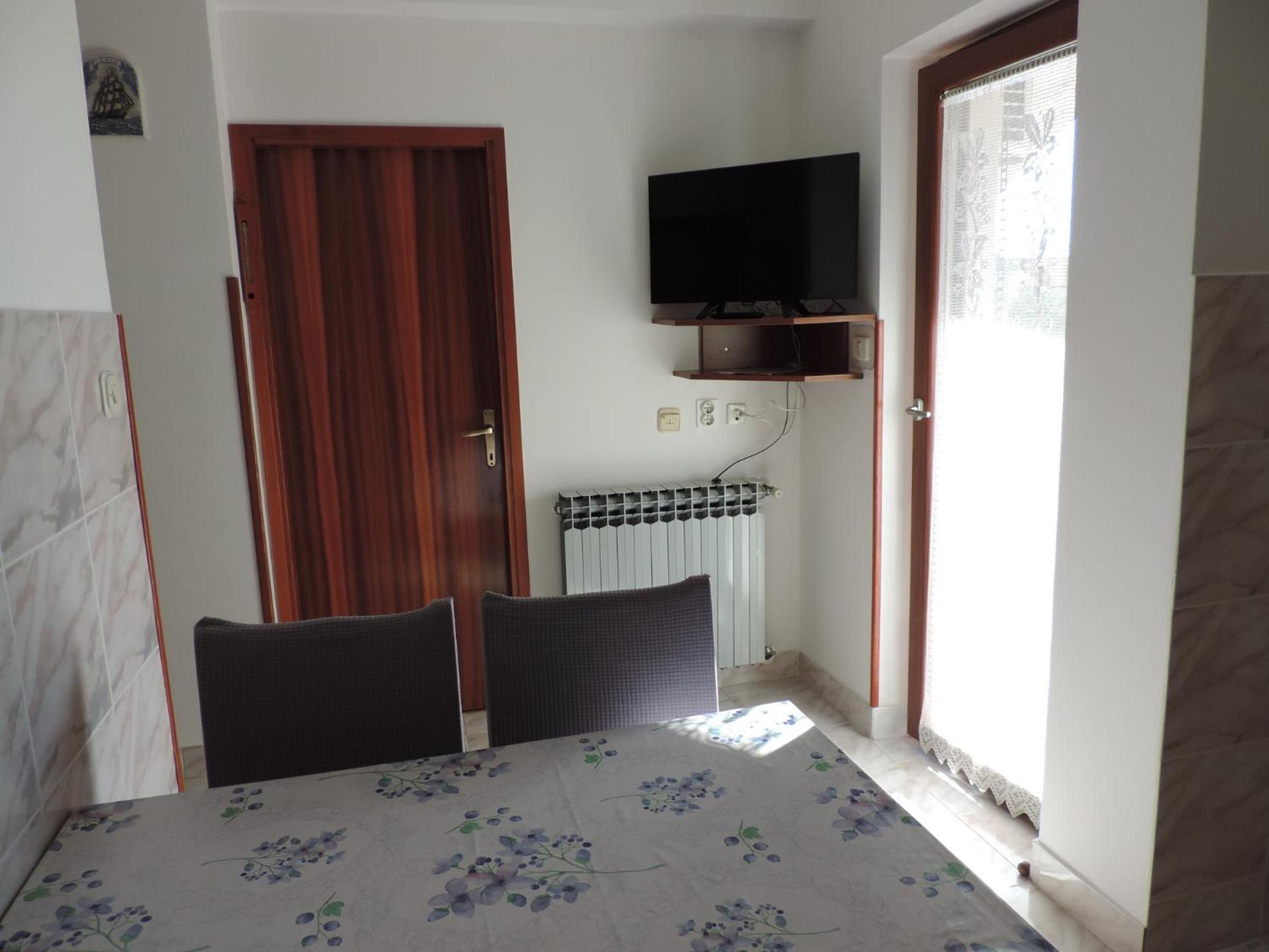 Apartmani Antica view 3
