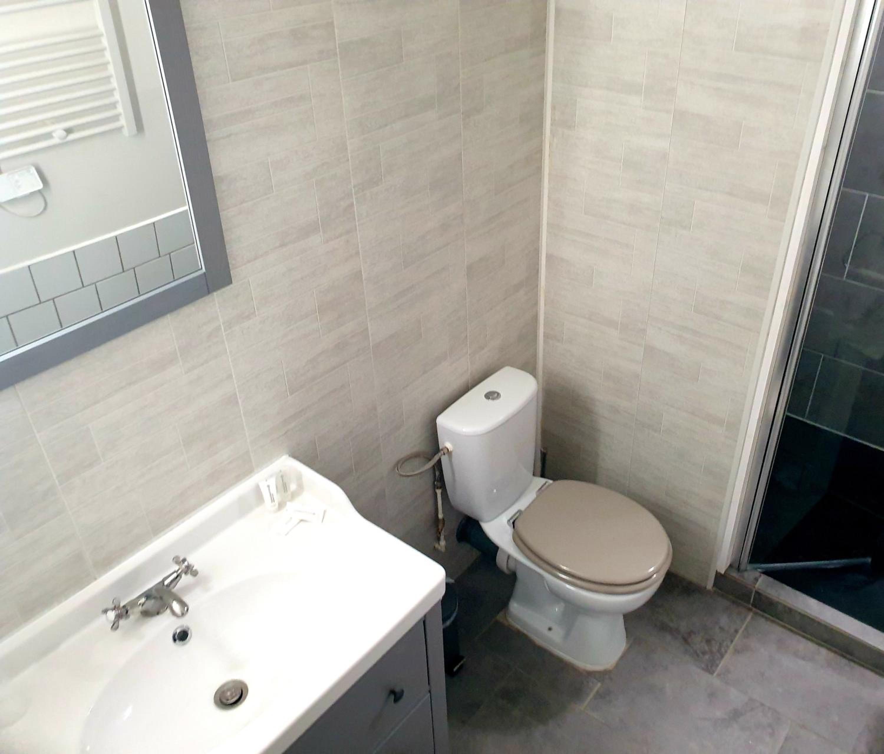 Photo 9