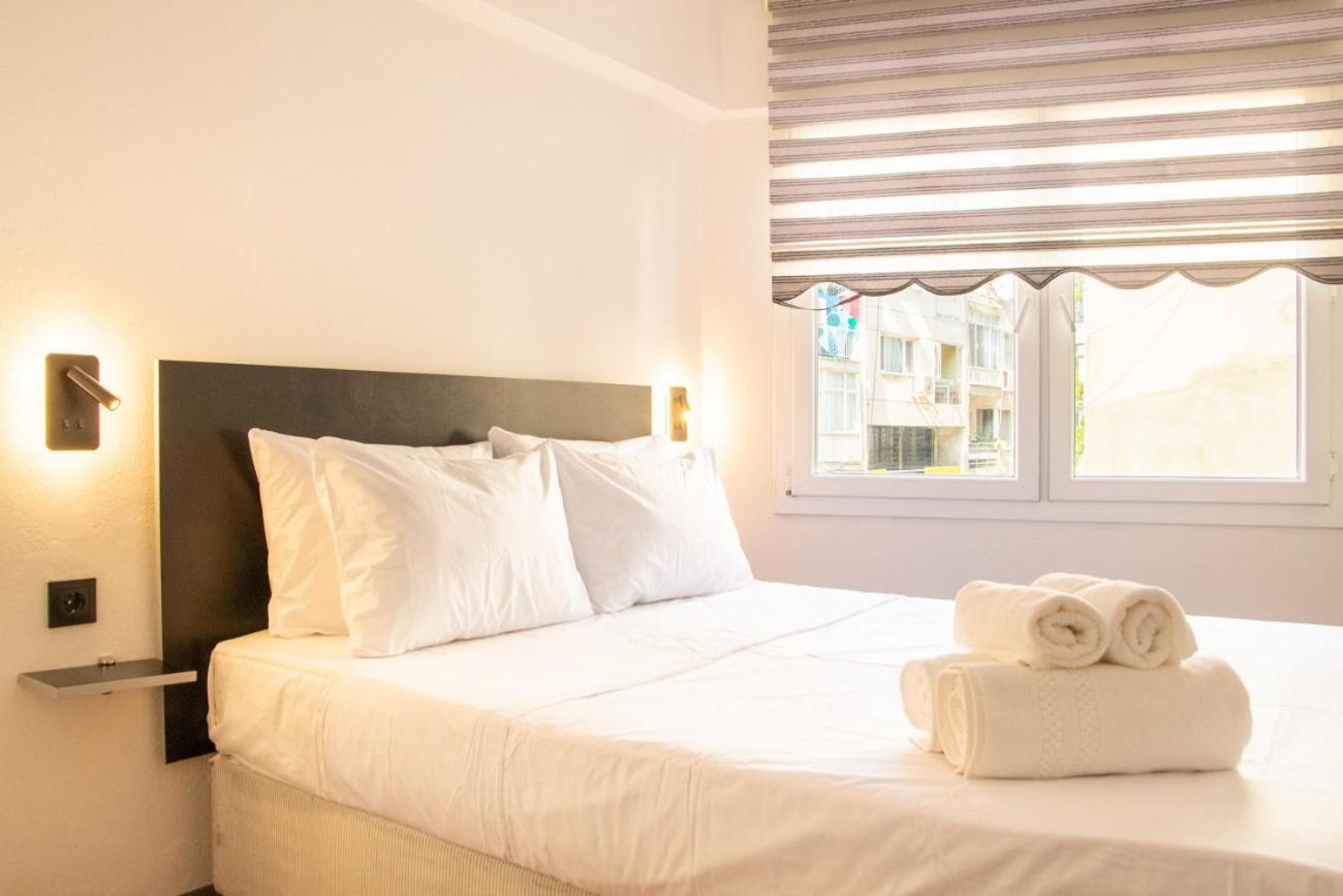 Vibrant and Central Flat near Kordon in Alsancak