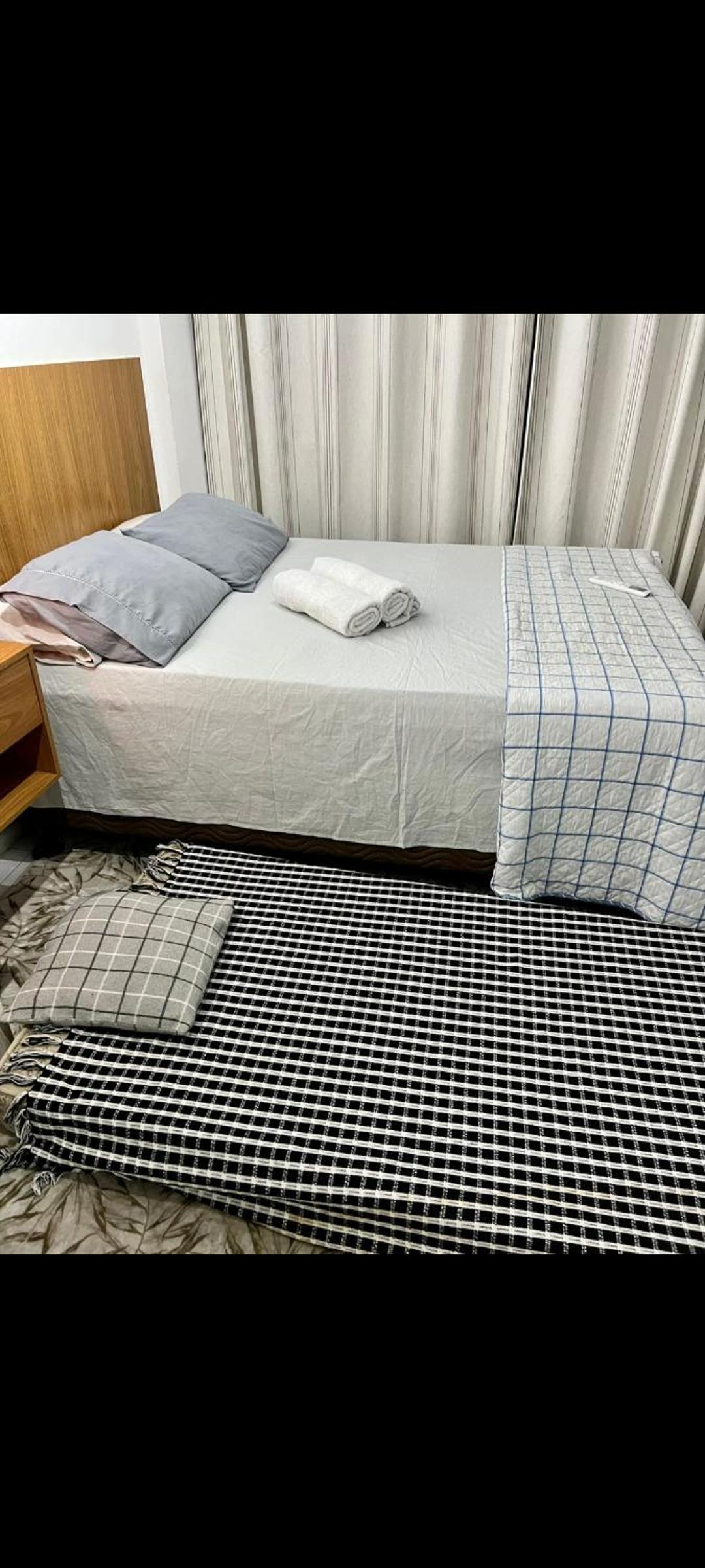 1/4, Sala, Porto da Barra.
