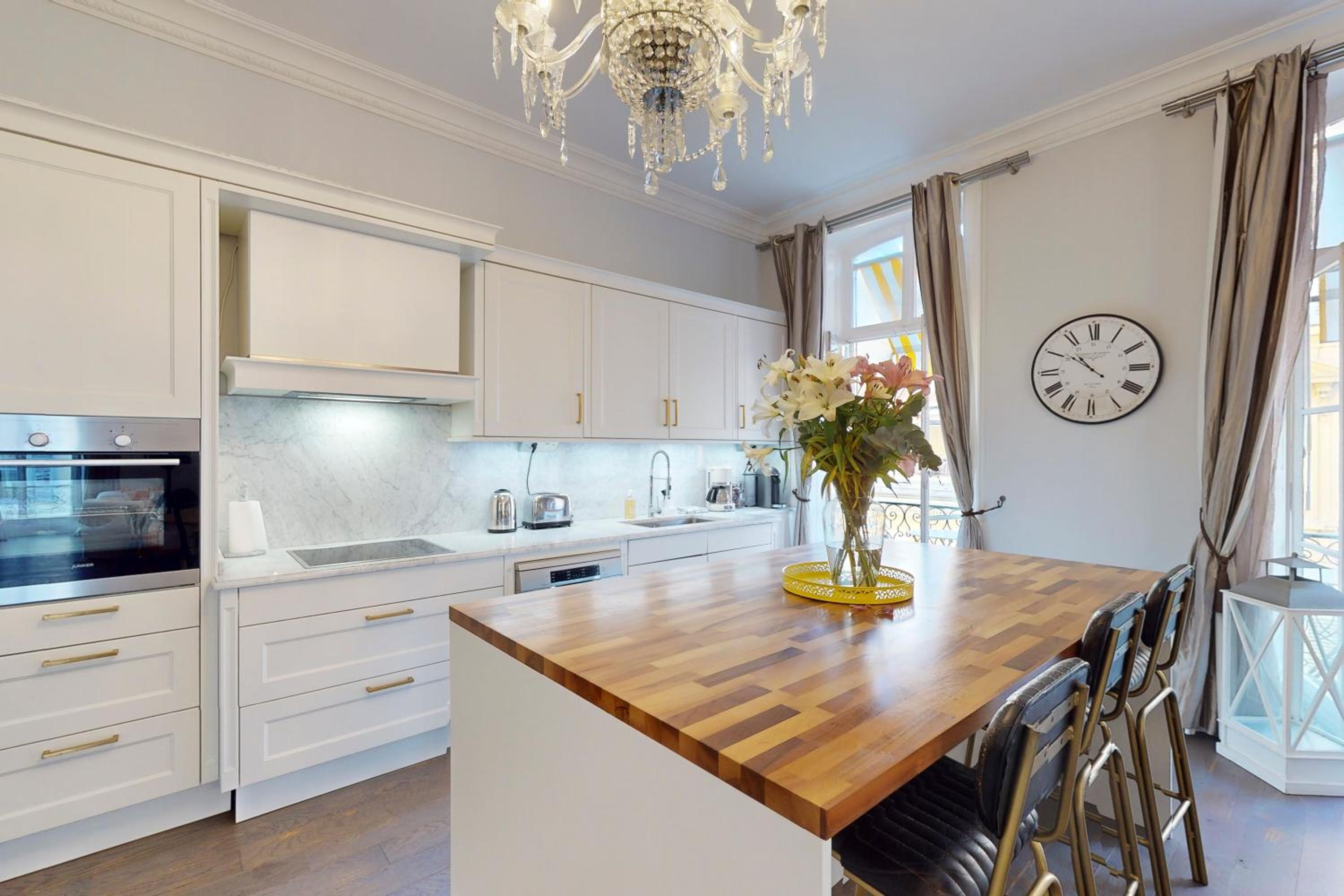 Silver Suite Five Stars Holiday House