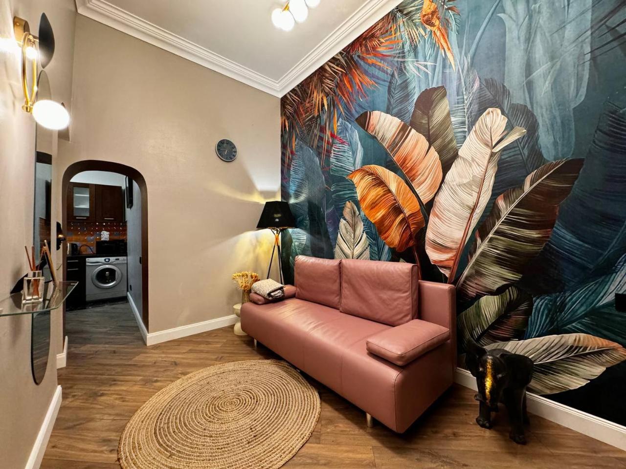 Deribasivska 10 Luxury Apartment view 4