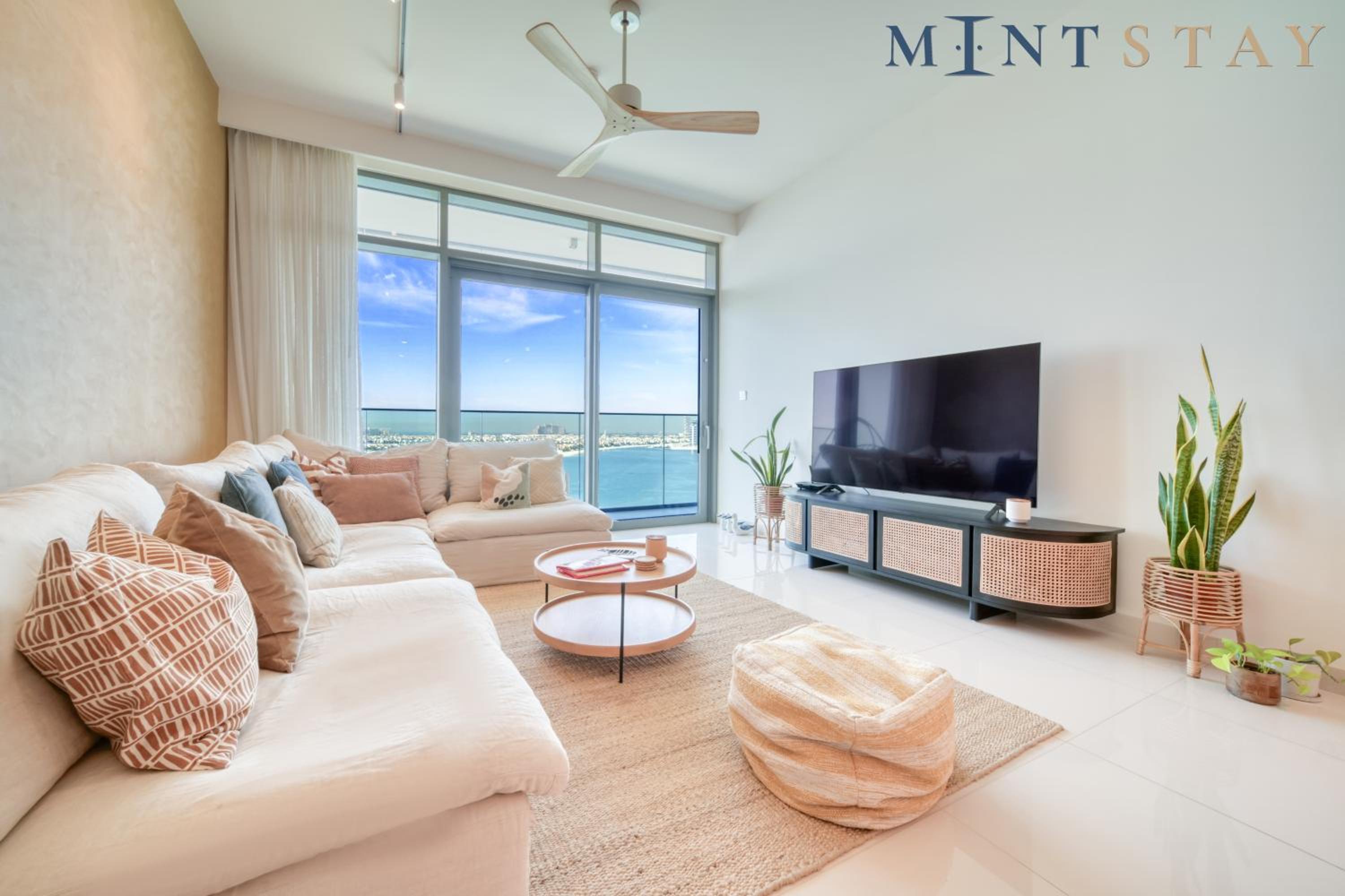 Beach Vista 1 Emaar Beachfront - Mint Stay