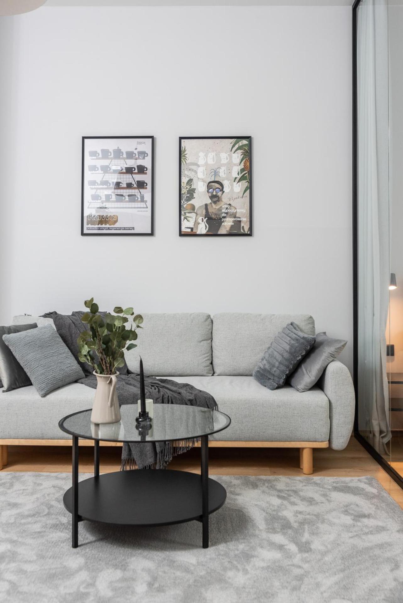 Modern Centrally Located Apartment view 2