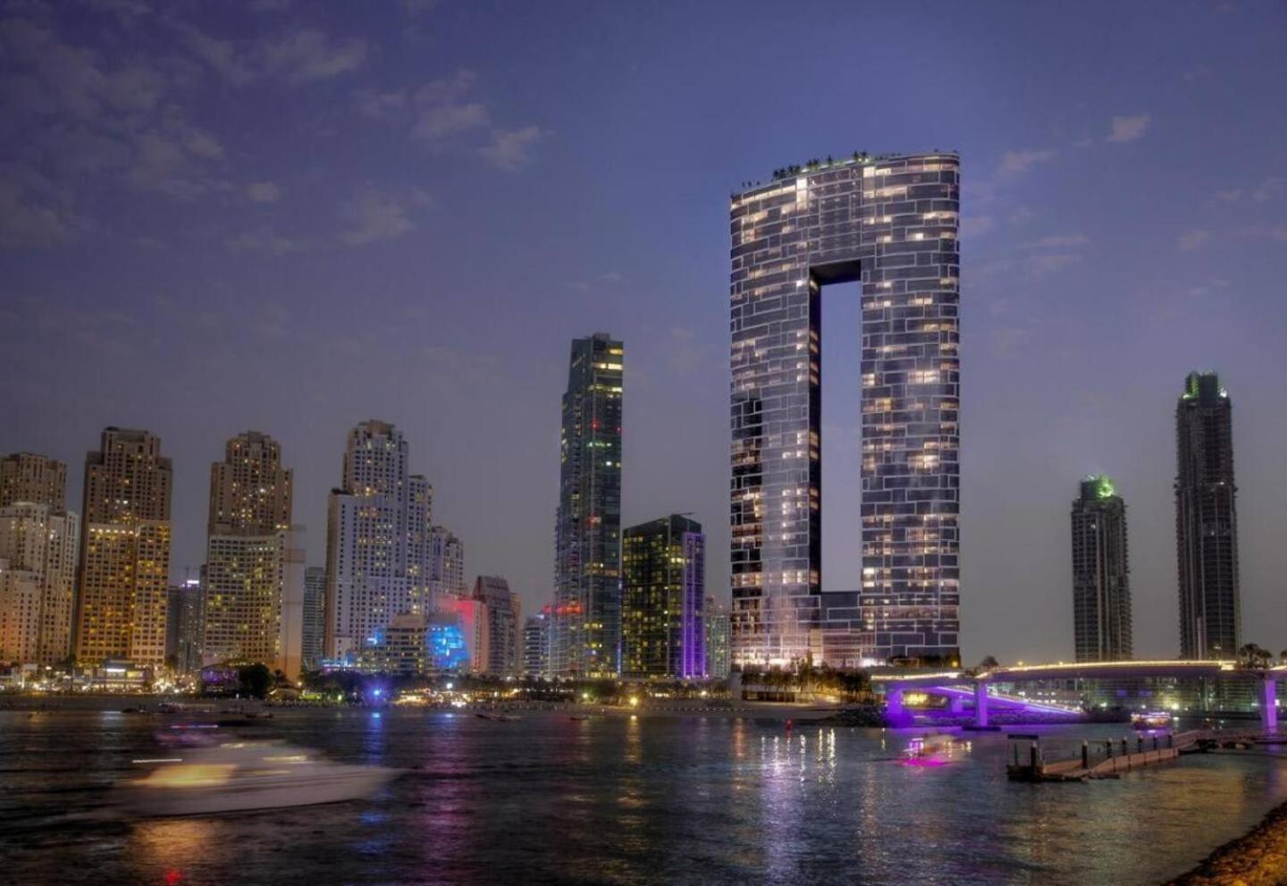 2 BDR Apt The Address Beach Resort JBR