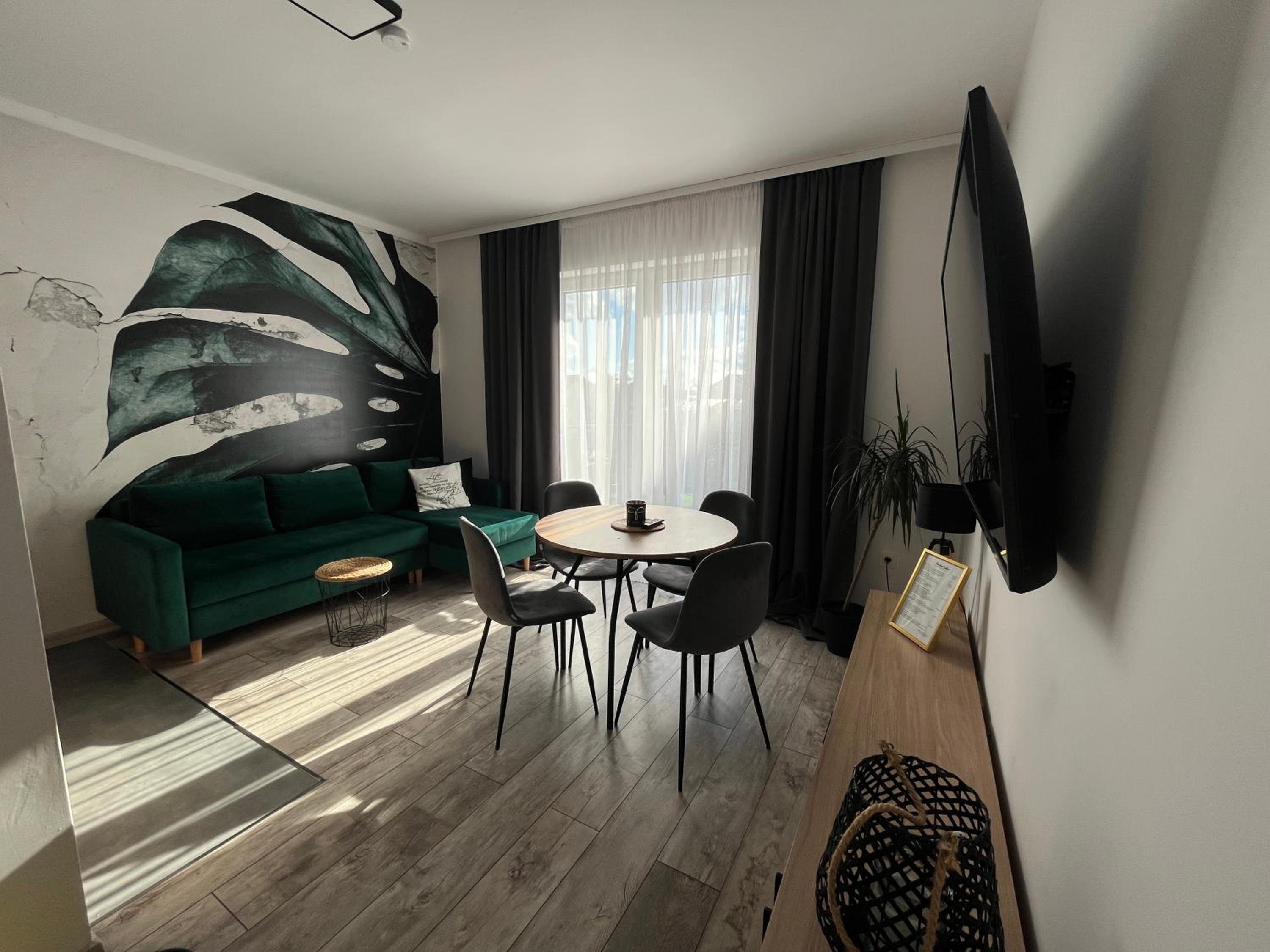 Pokoje i apartamenty Antonówka