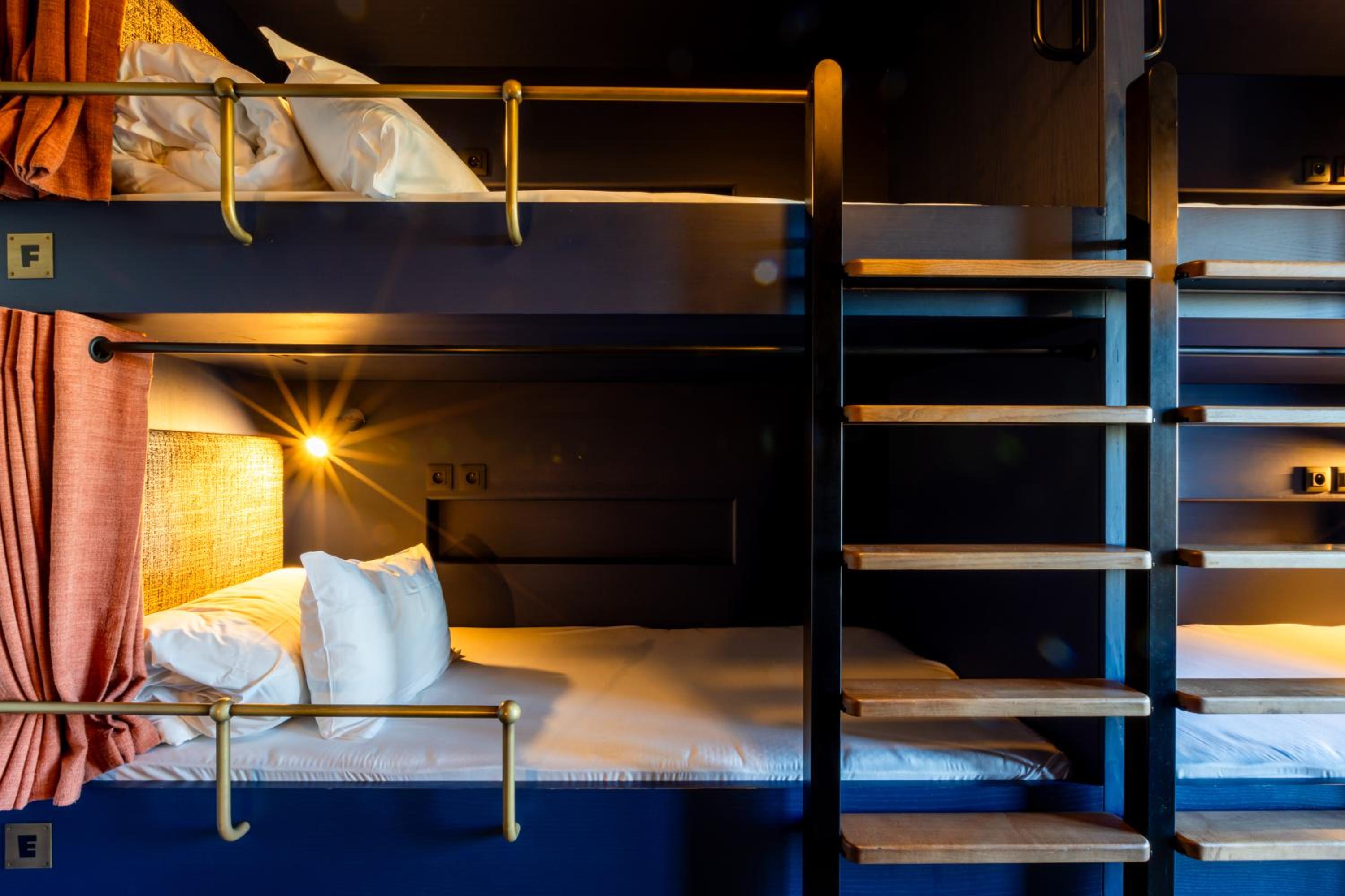 The People - Paris Nation - Hostel 21