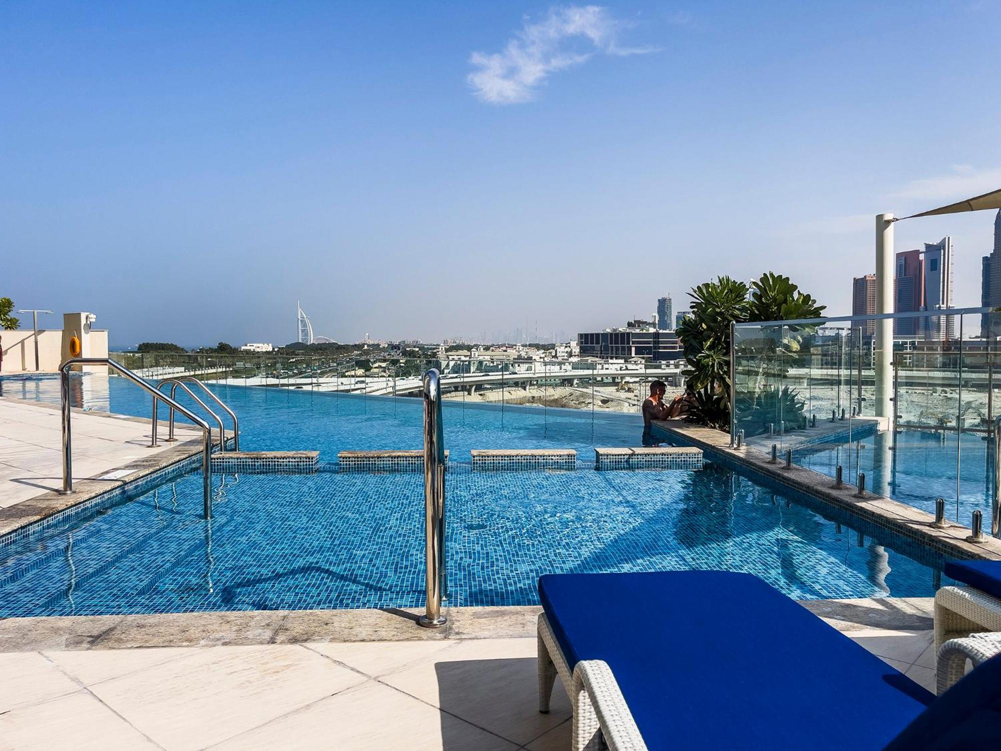 Premium 1BR with excellent sea view