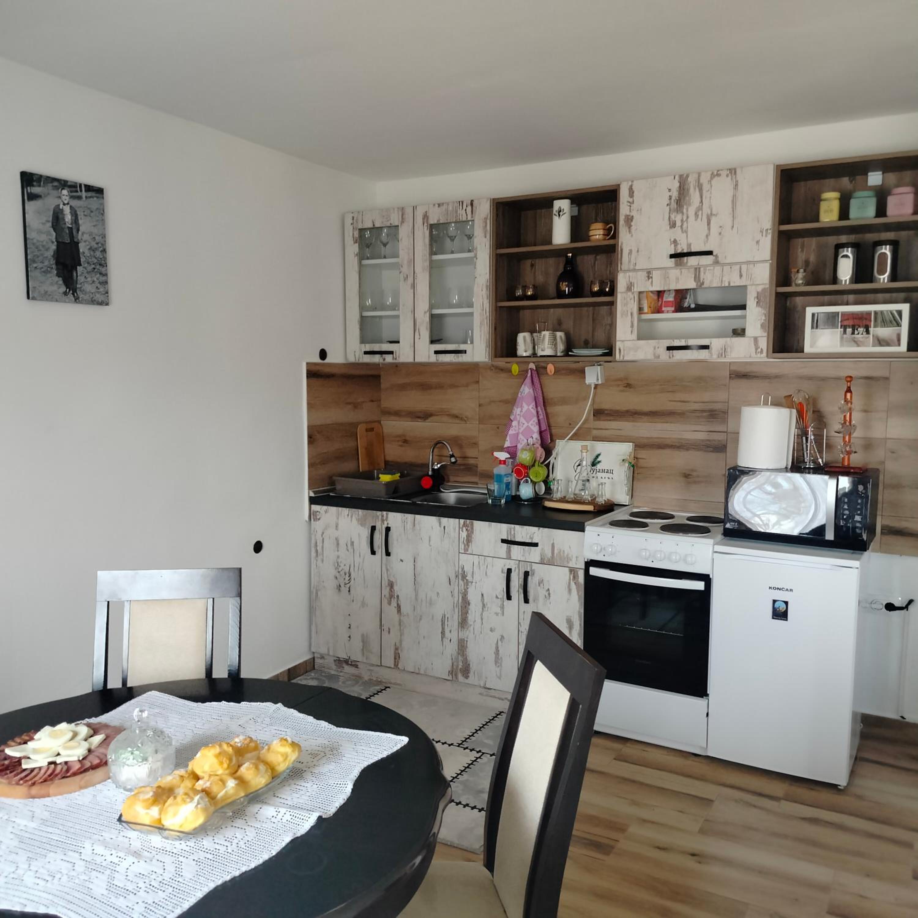 Vujanac vikend kuća view 3