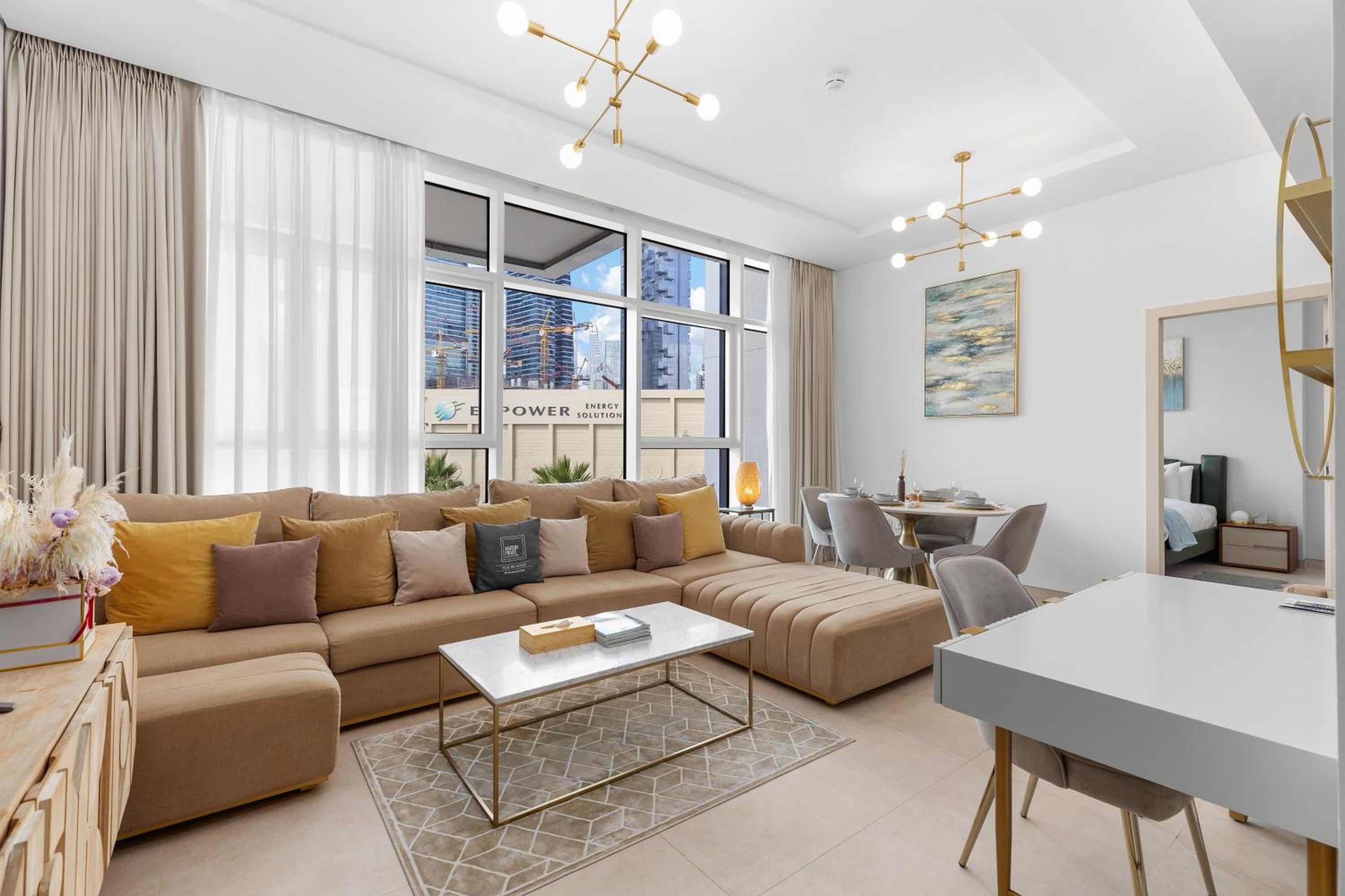 Maison Privee - Trendy Apt w/ Dazzling Vws & Top-Class Facilities