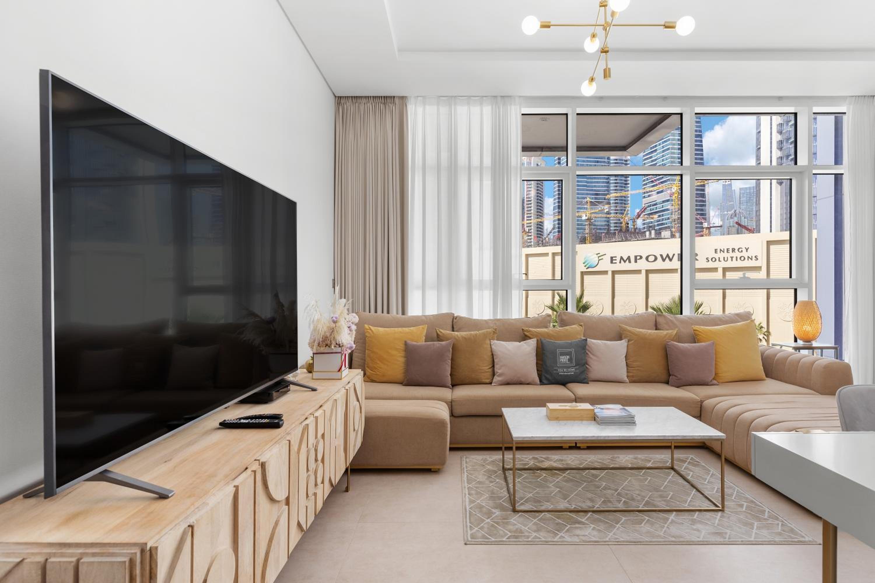 Maison Privee - Trendy Apt w/ Dazzling Vws & Top-Class Facilities