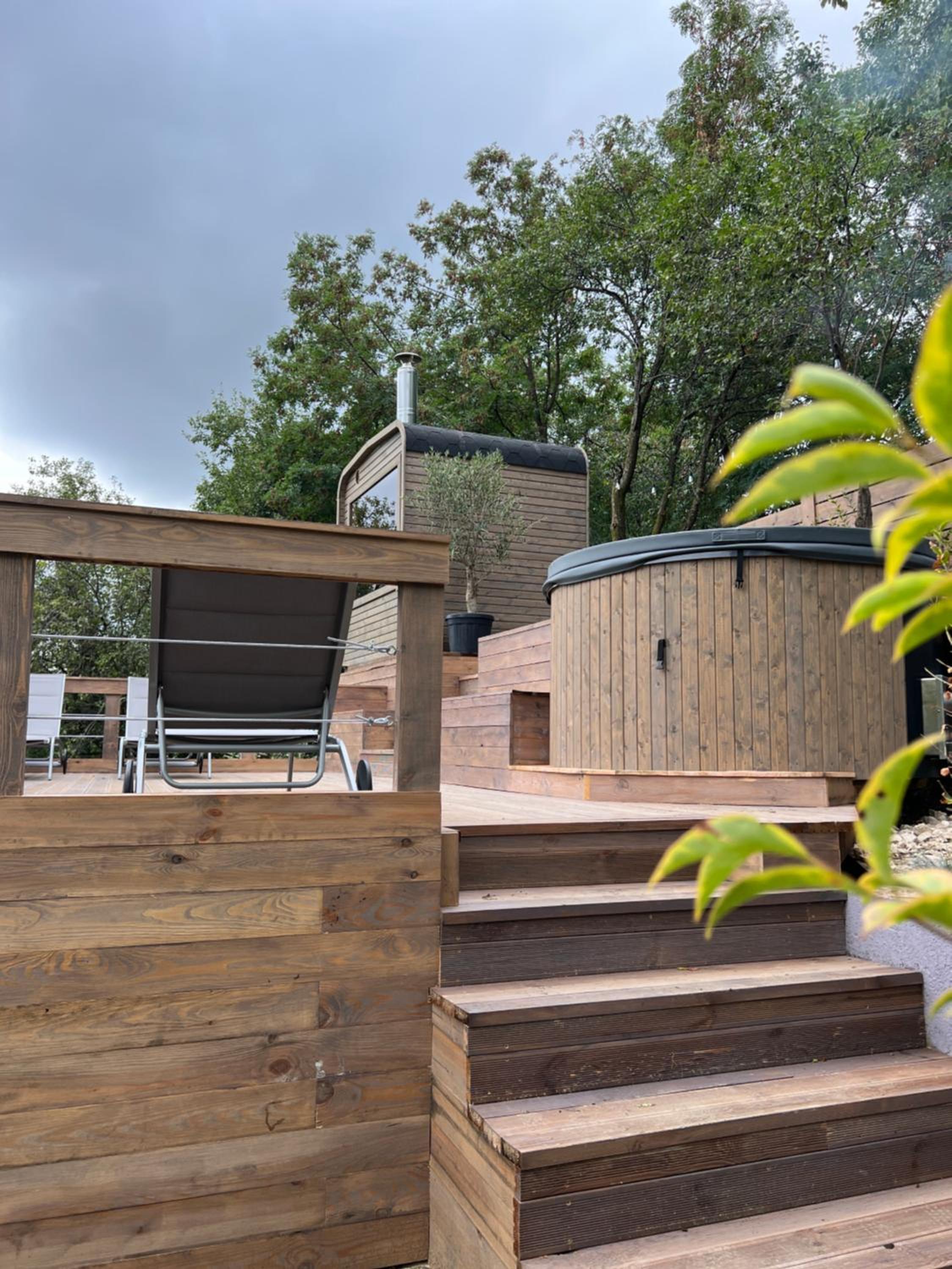 Tinutul Luanei Glamping Resort view 3