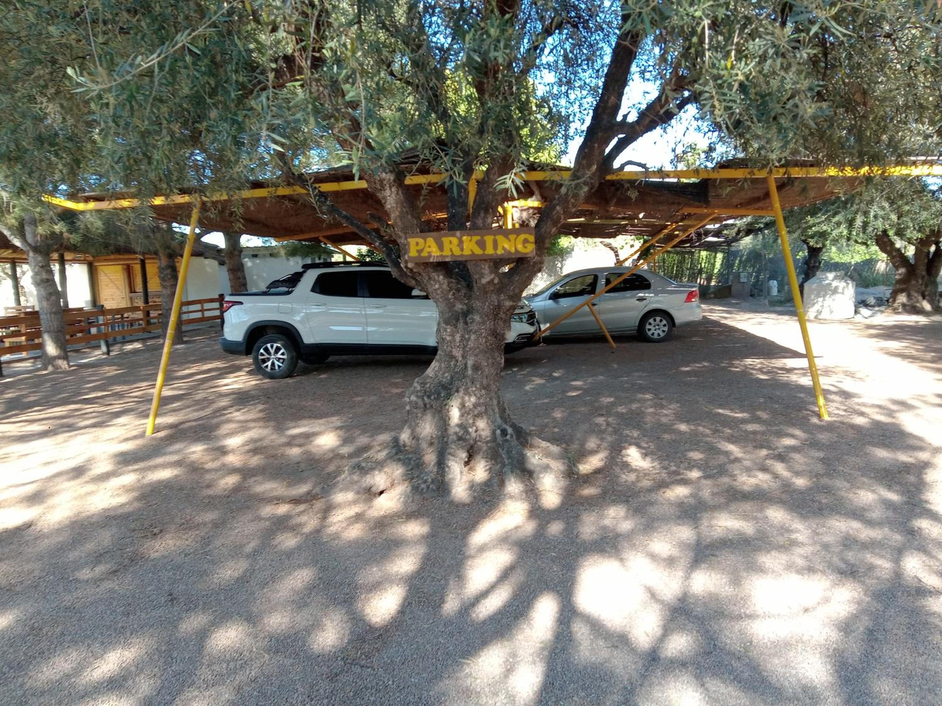 CABAÑAS VALLE LUNLUNTA