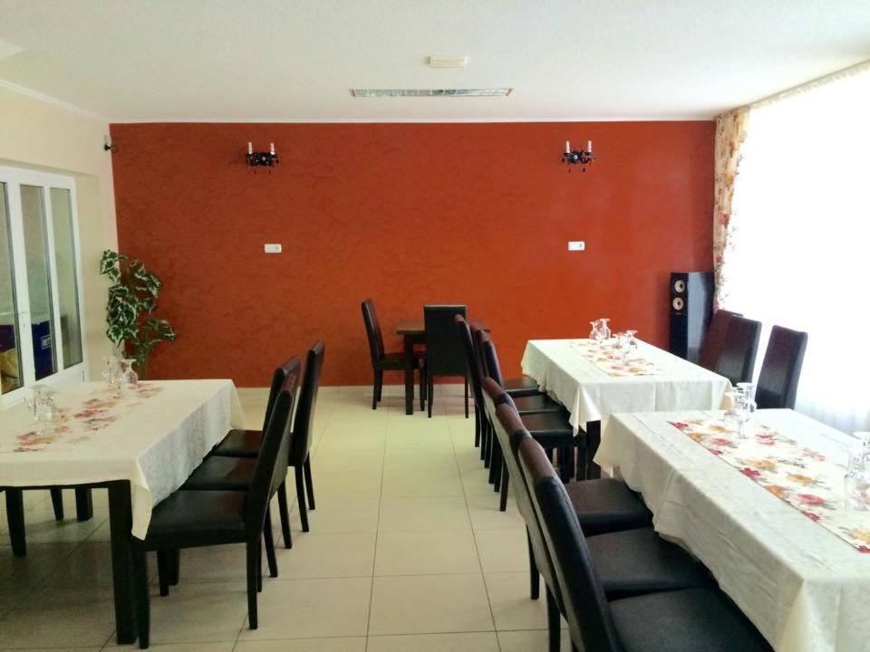 Photo 37
