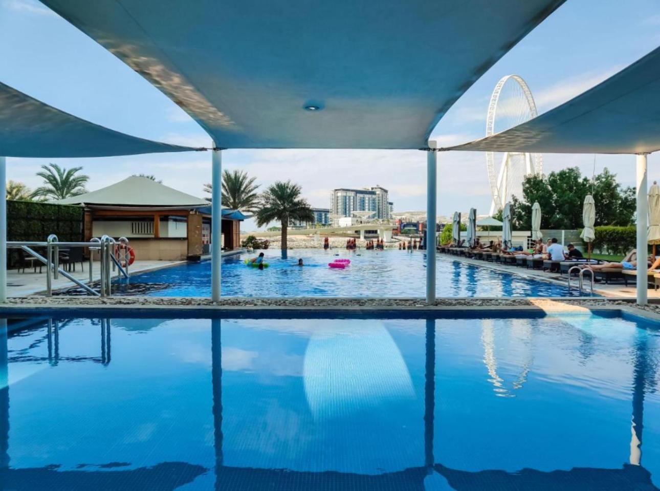 Stunning 5* 4BR-Oceanfront-Apartment