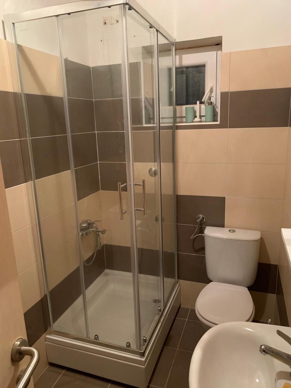 Levant, cosy and modern apartment in Novalja center