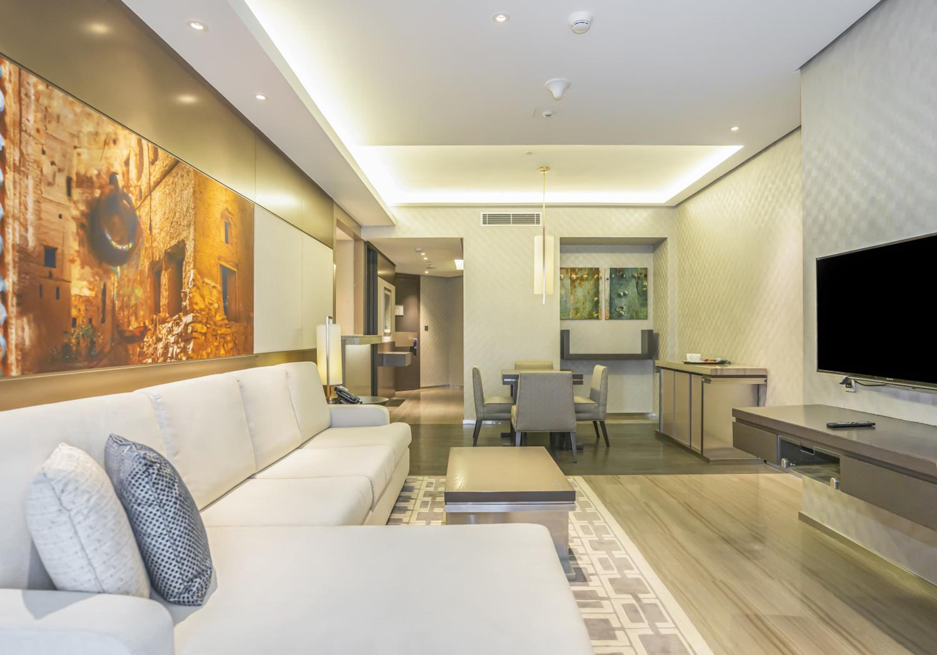 HomesGetaway-Creek Heights Residences Lovely 1BR
