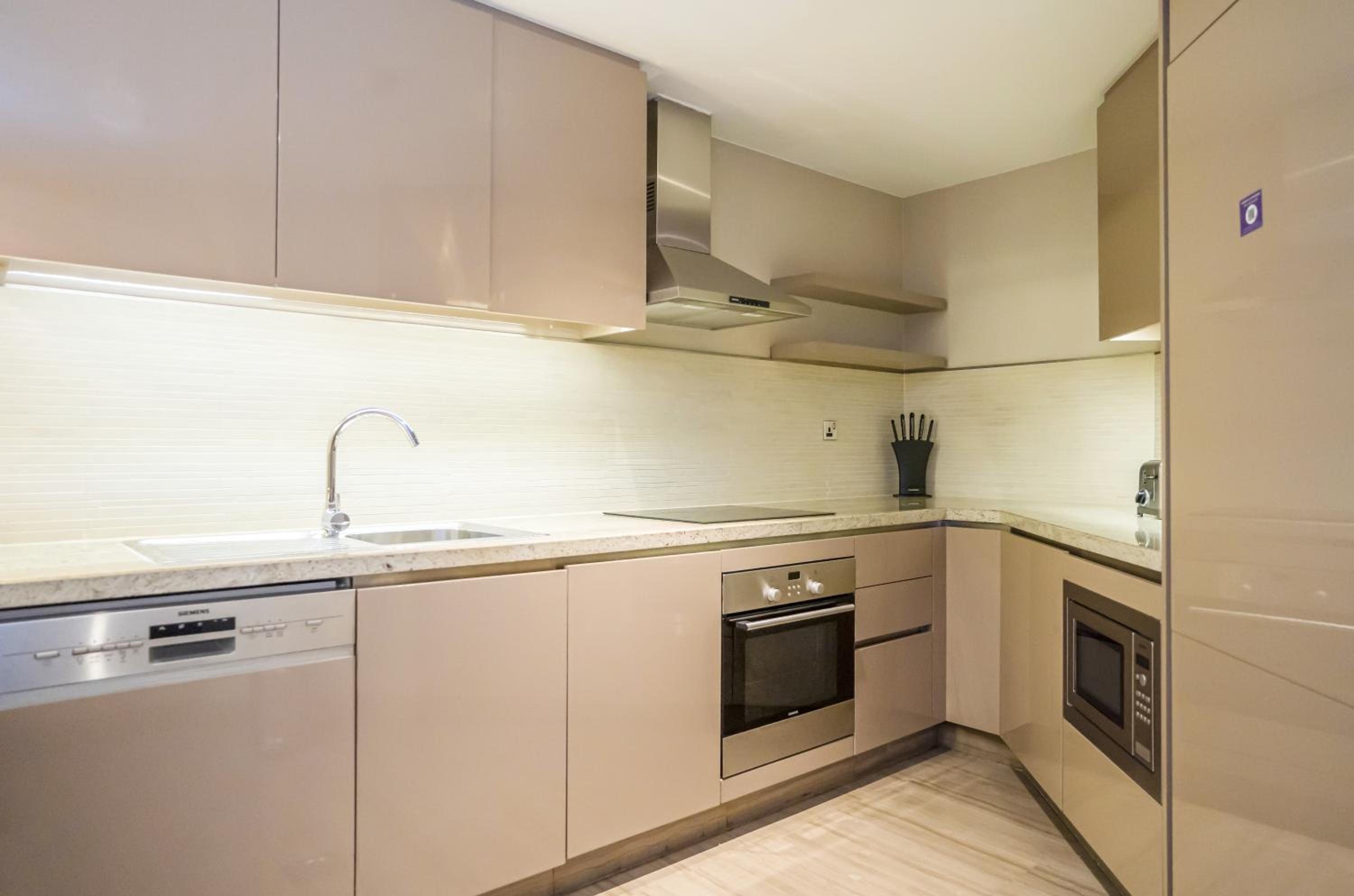 HomesGetaway-Creek Heights Residences Lovely 1BR