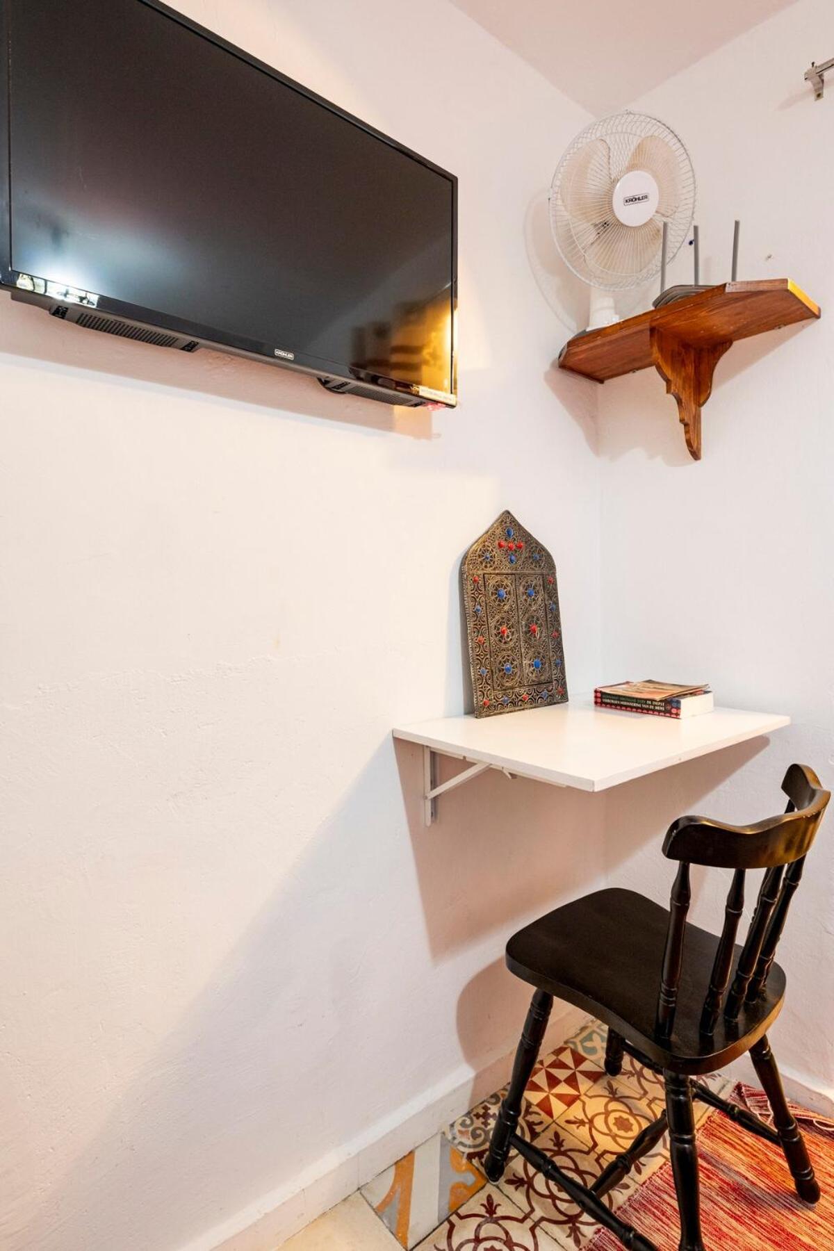 Studio at the heart of Medina view 5