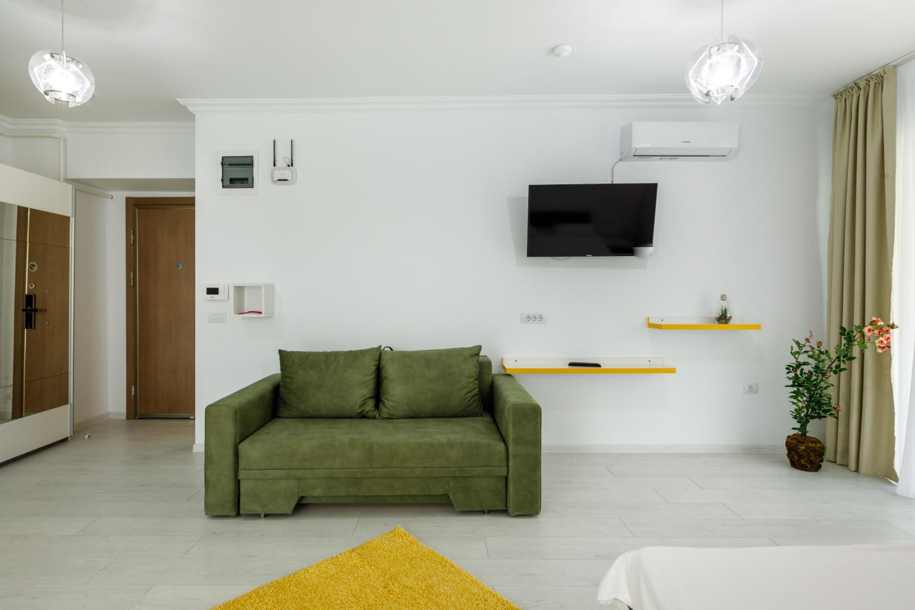 North Club Apartments II