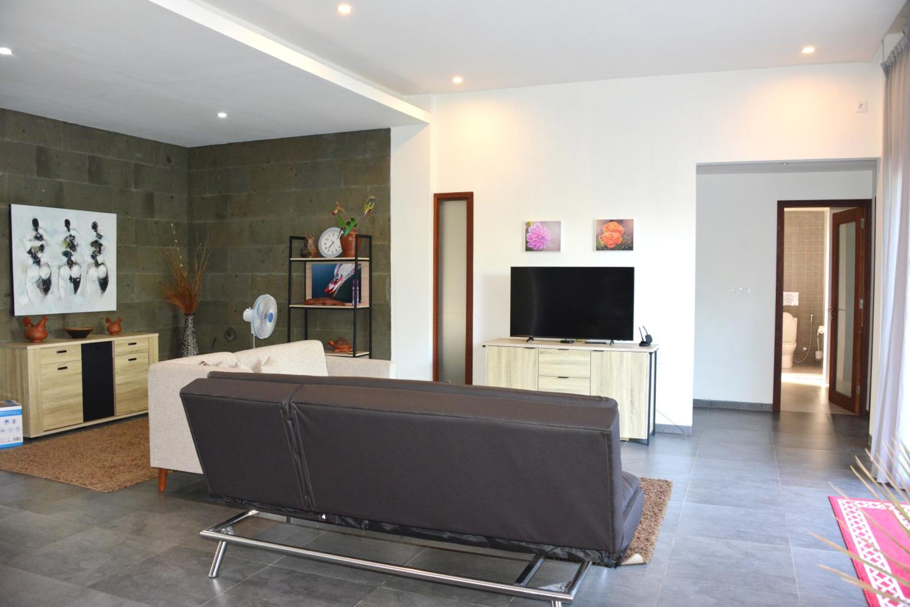 2 Bedroom Villa with Pool & Close to Setangi Beach