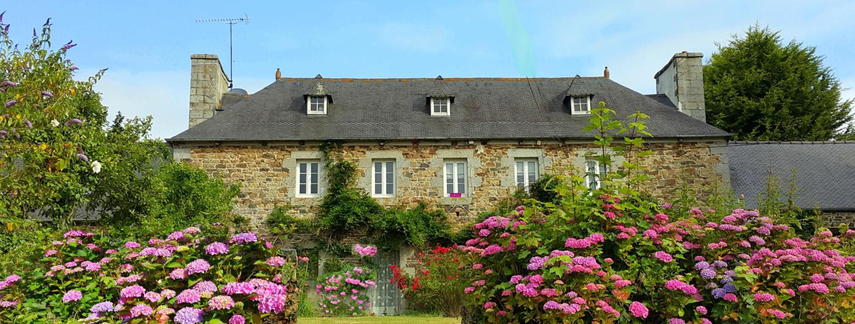 Manoir de Kerguezennec Holiday Home view 3