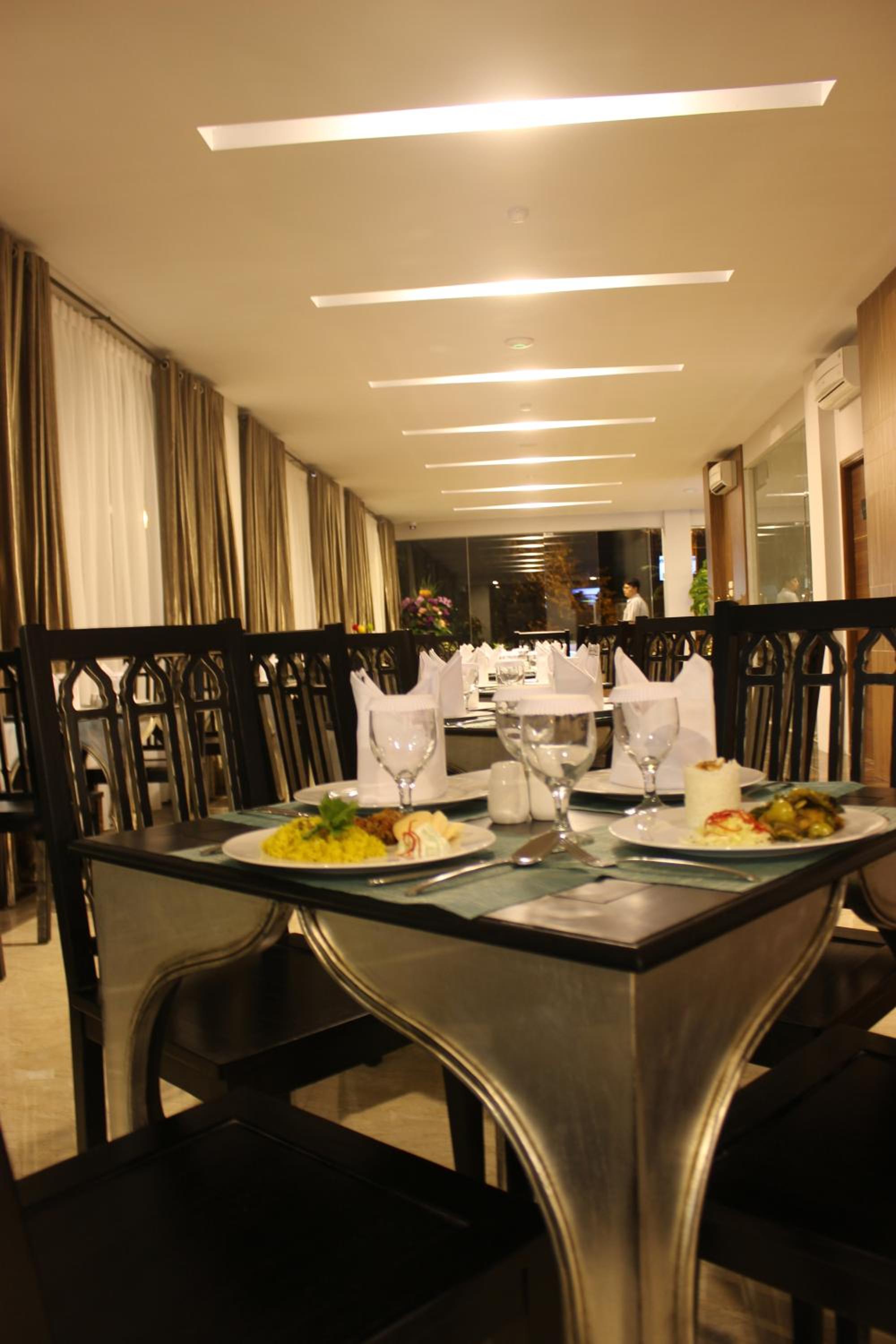 restaurant